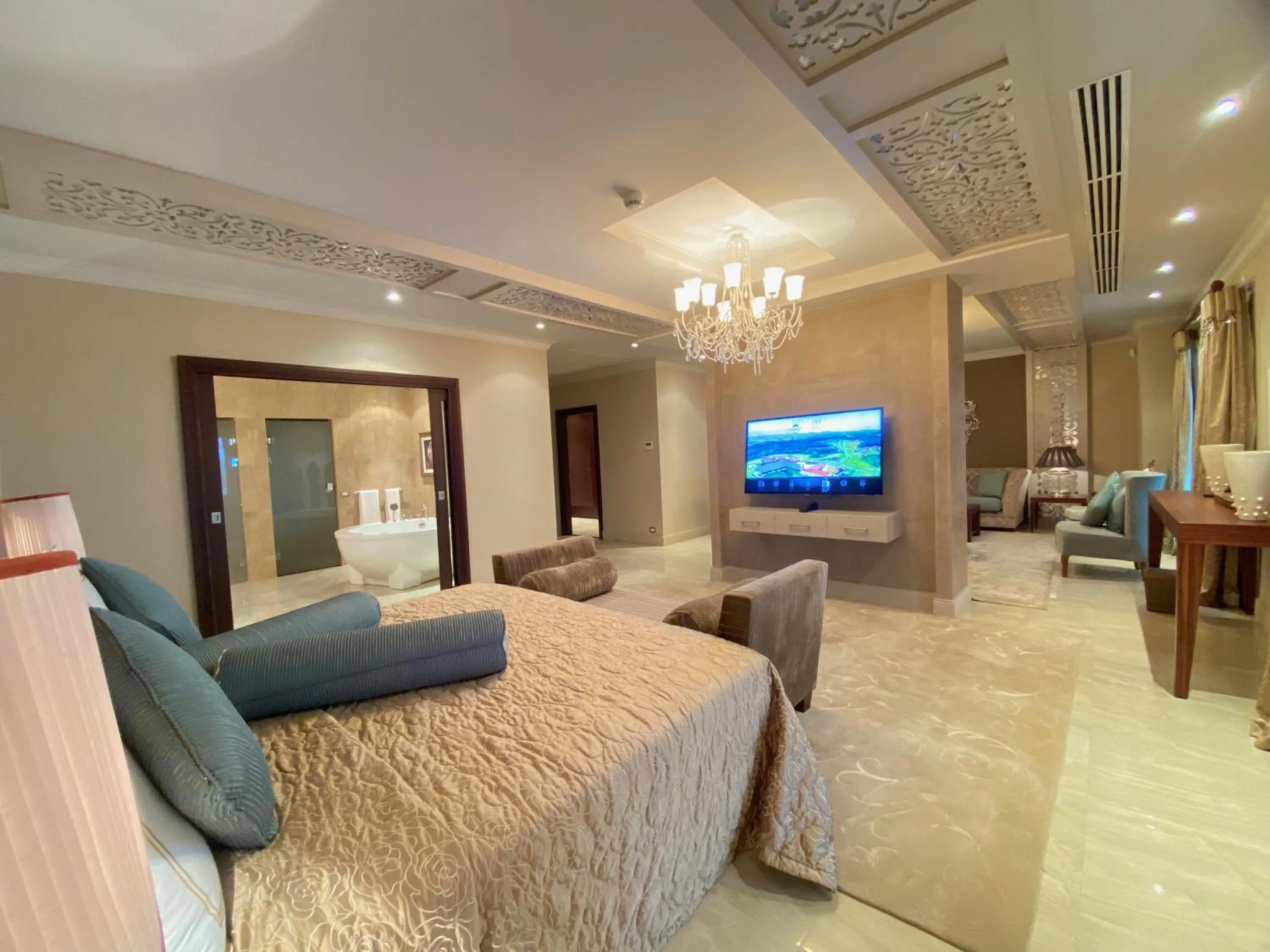 Bed in Grand Hotel Djibloho