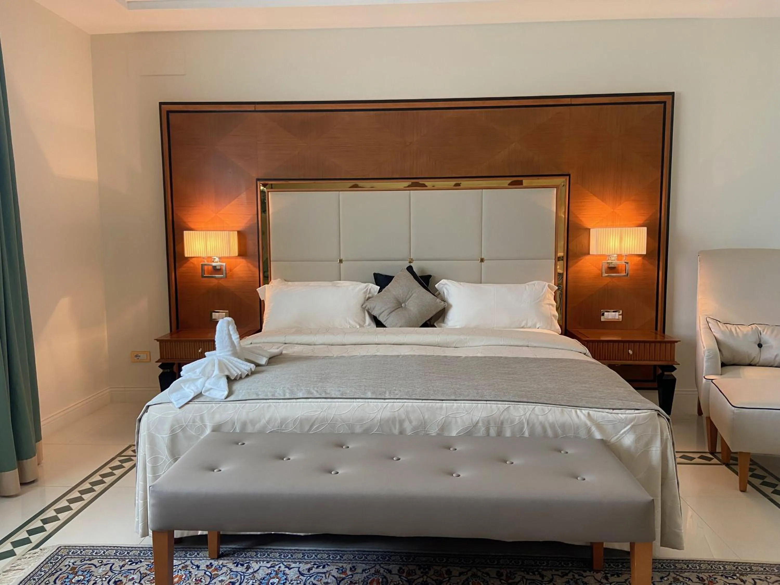 Bed in Grand Hotel Djibloho