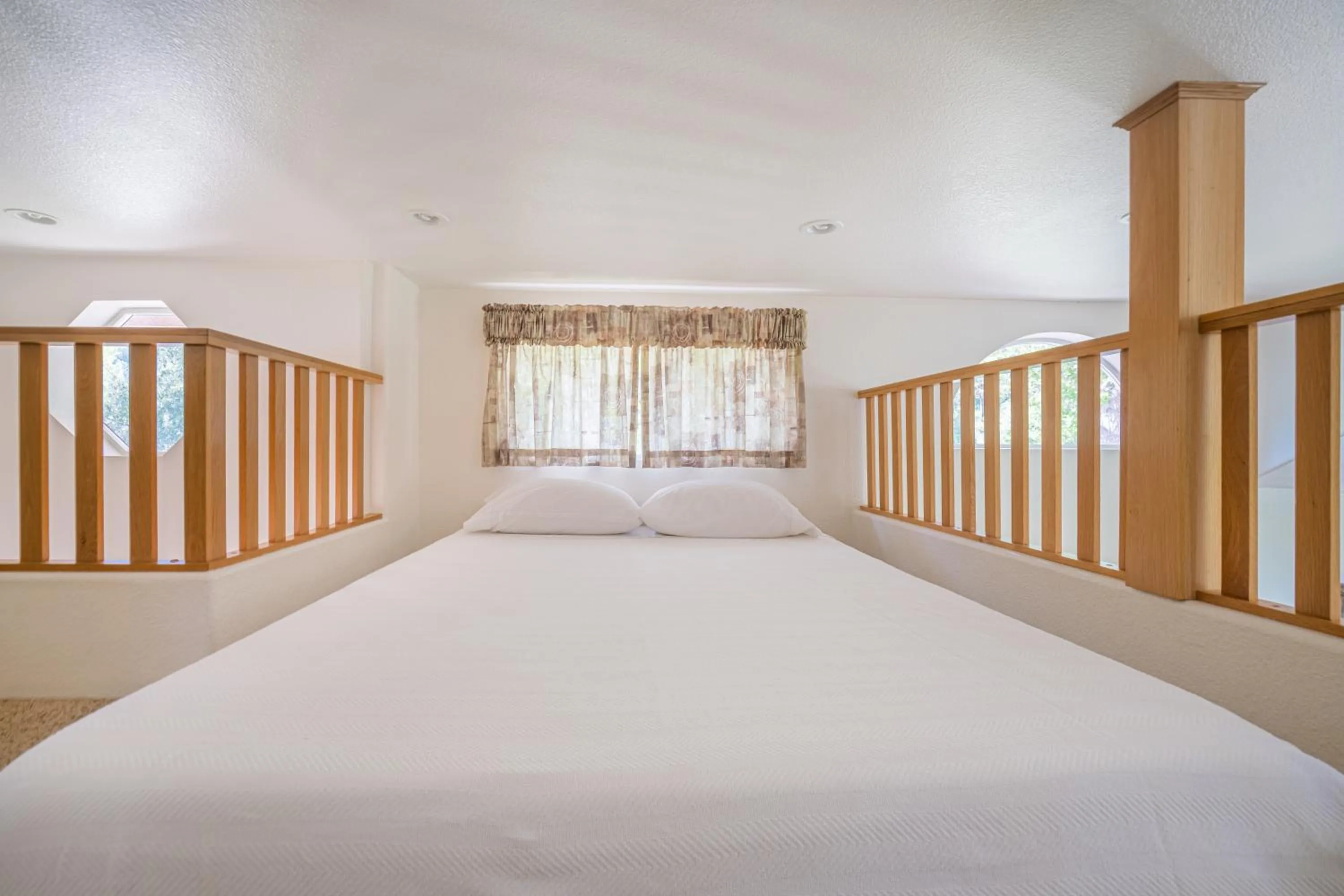 Bed in Strawhouse Resorts