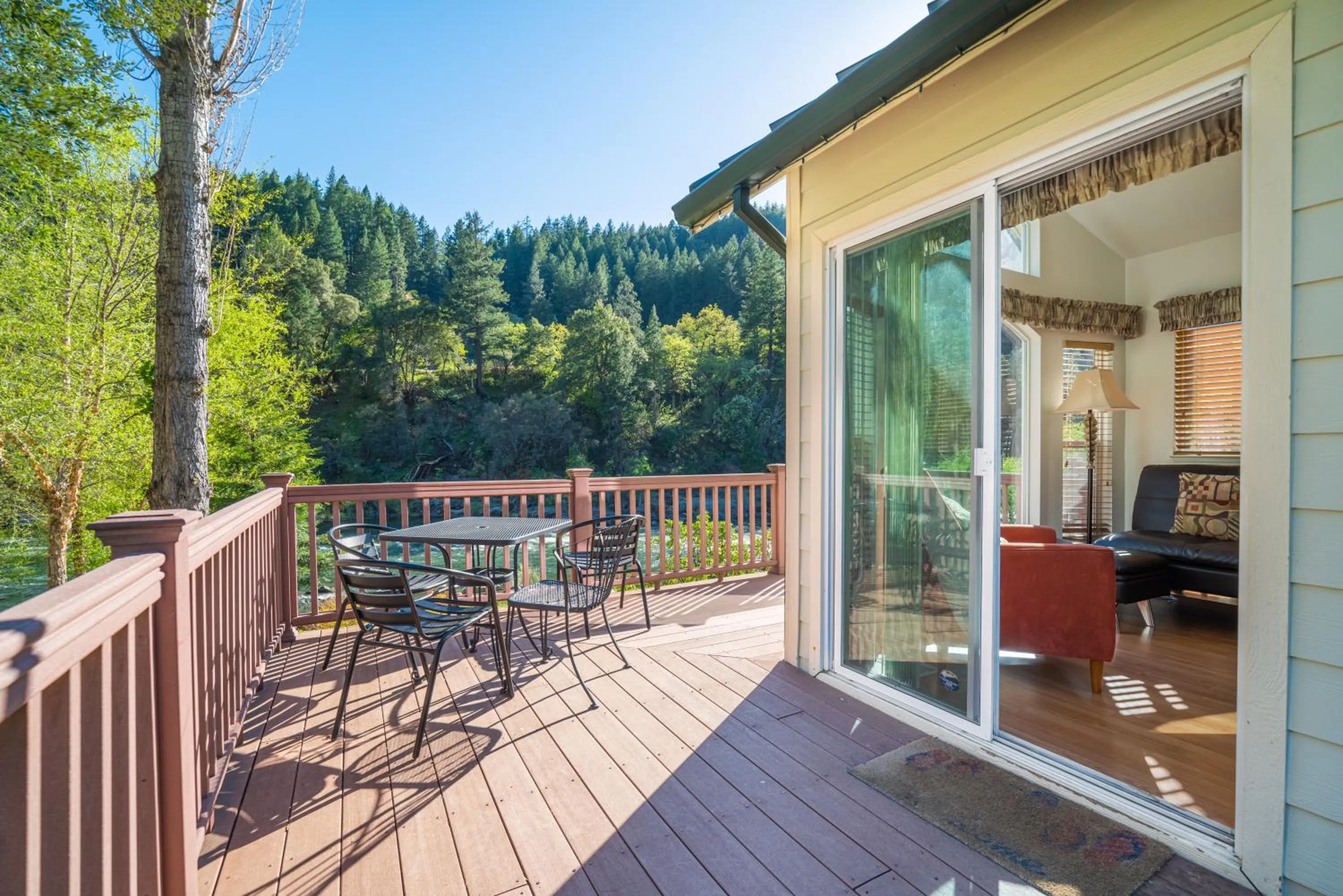 Patio in Strawhouse Resorts