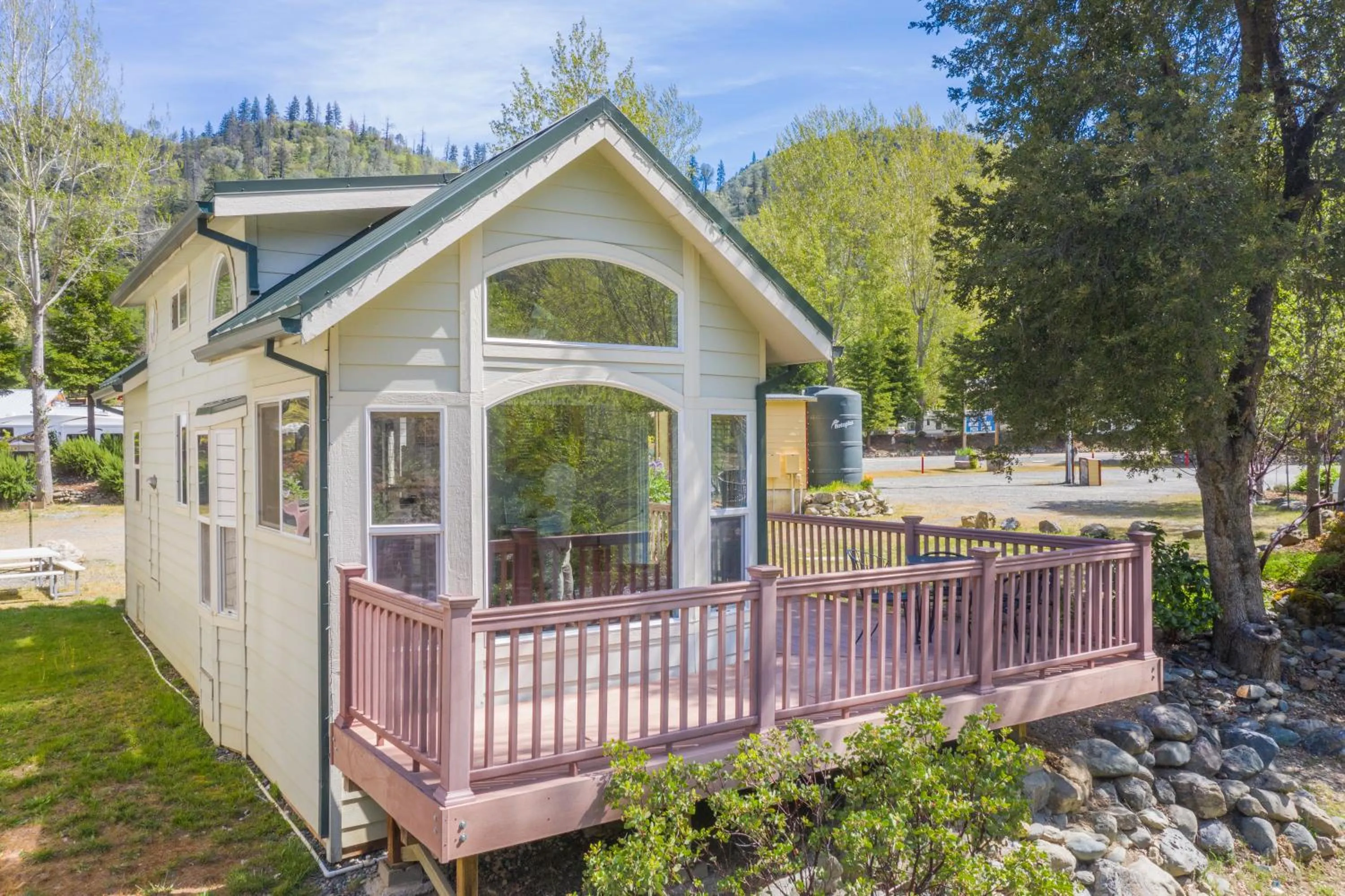 View (from property/room) in Strawhouse Resorts