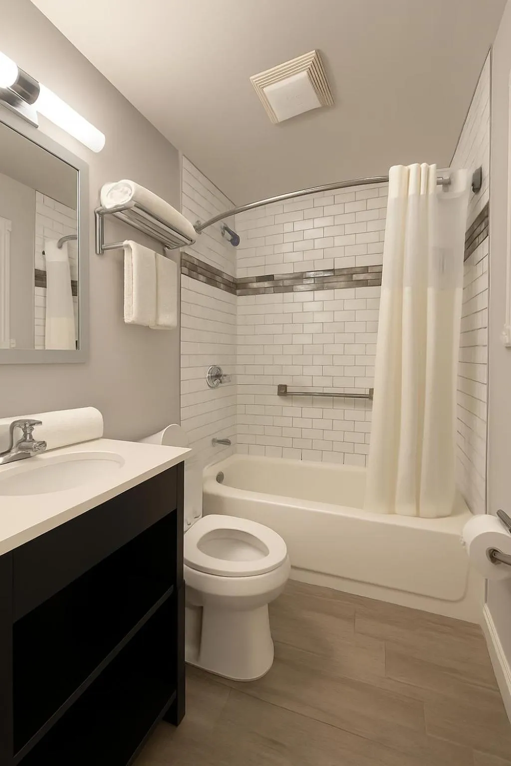 Bathroom in Heritage Hotel New York City