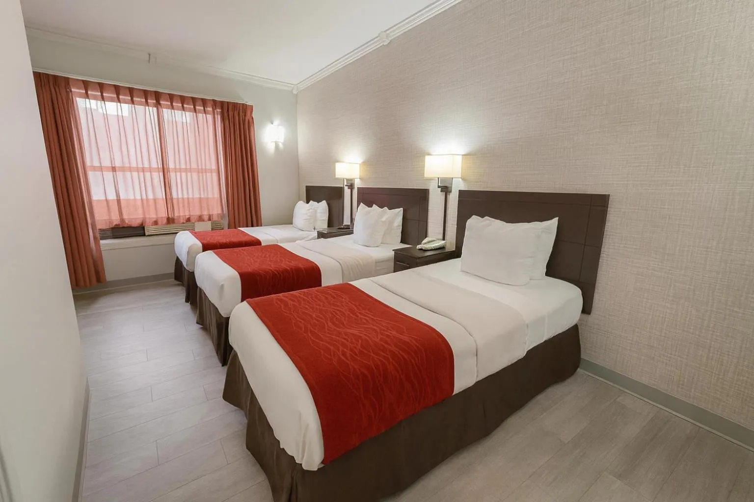 Bedroom, Bed in Heritage Hotel New York City