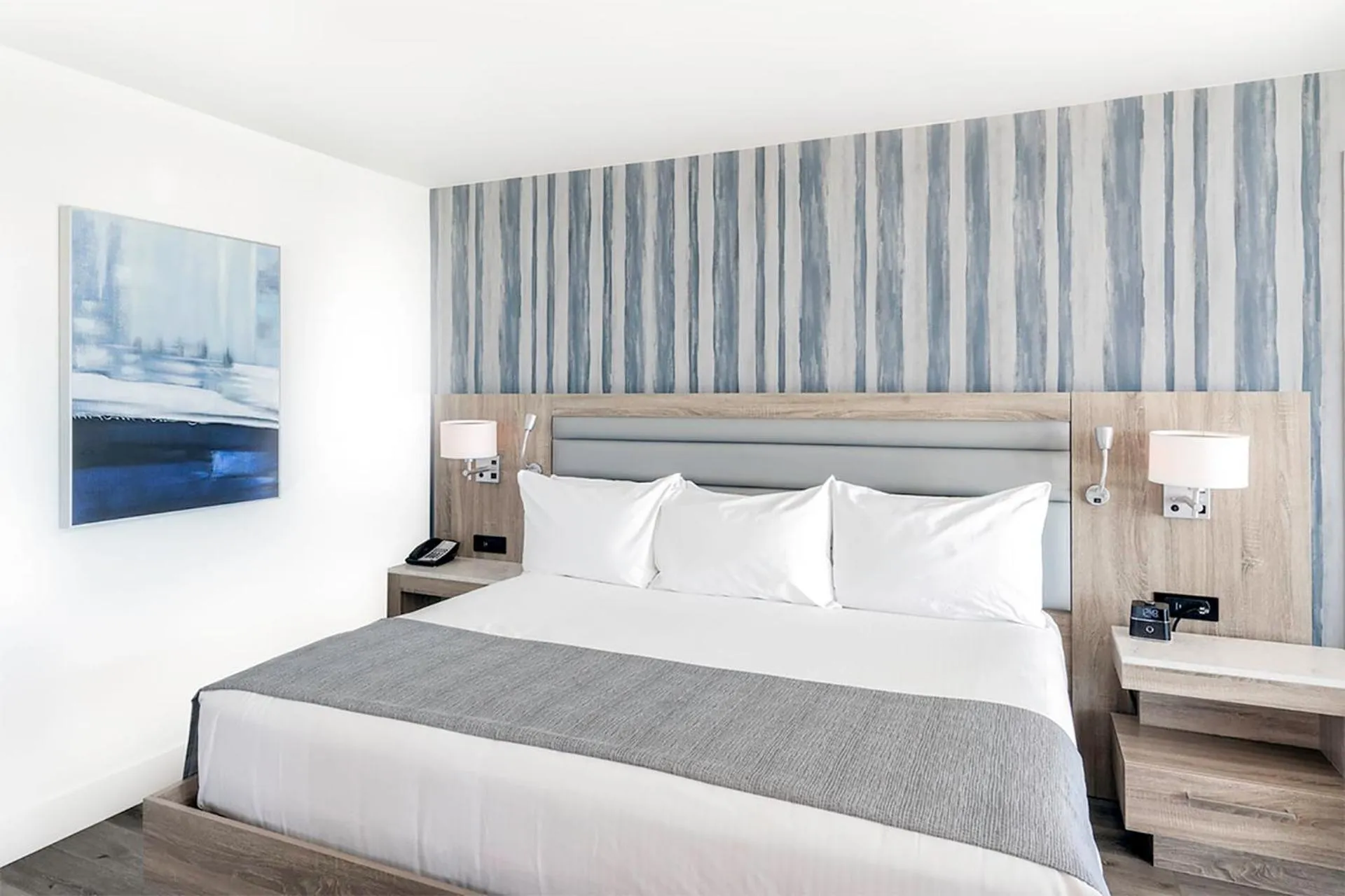 Bedroom, Bed in Perdido Beach Resort