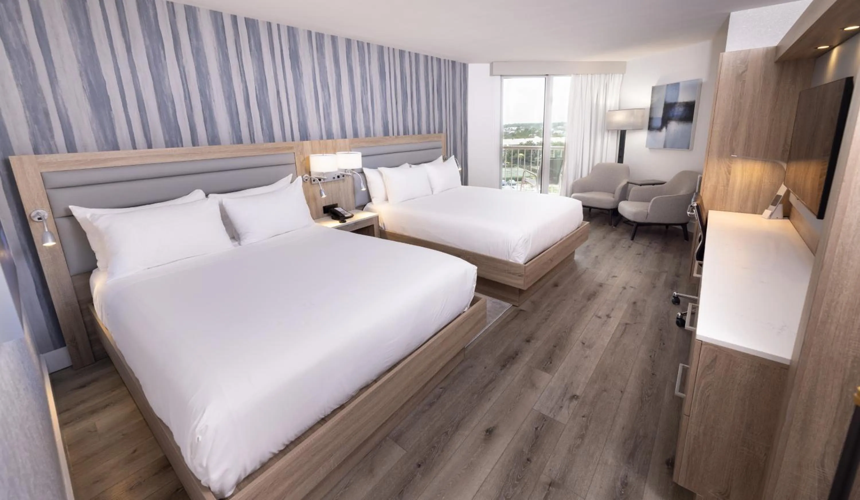 Bedroom, Bed in Perdido Beach Resort