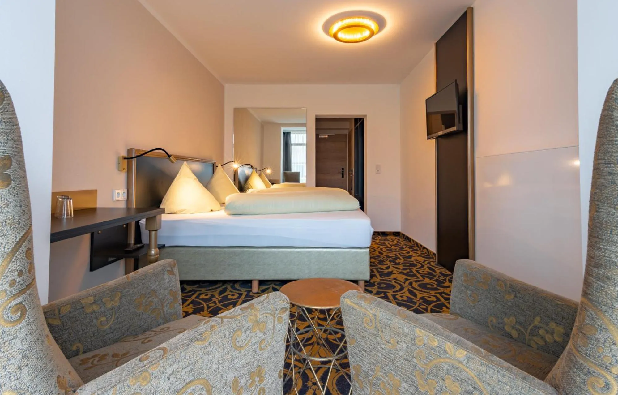 Photo of the whole room, Bed in Hotel Wurzer