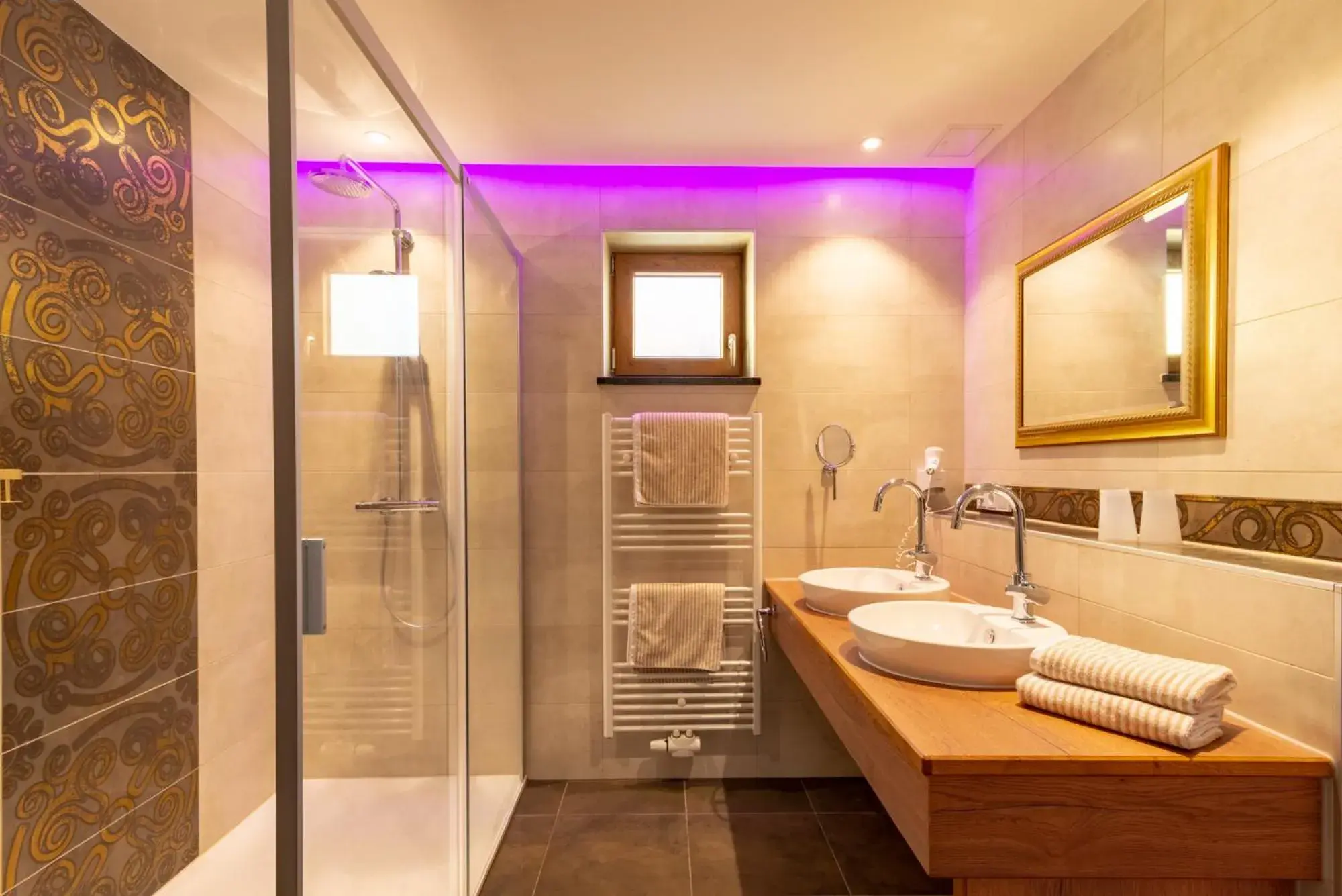 Junior Suite with Balcony - single occupancy in Hotel Wurzer Junior Suite with Balcony - single occupancy in Hotel Wurzer