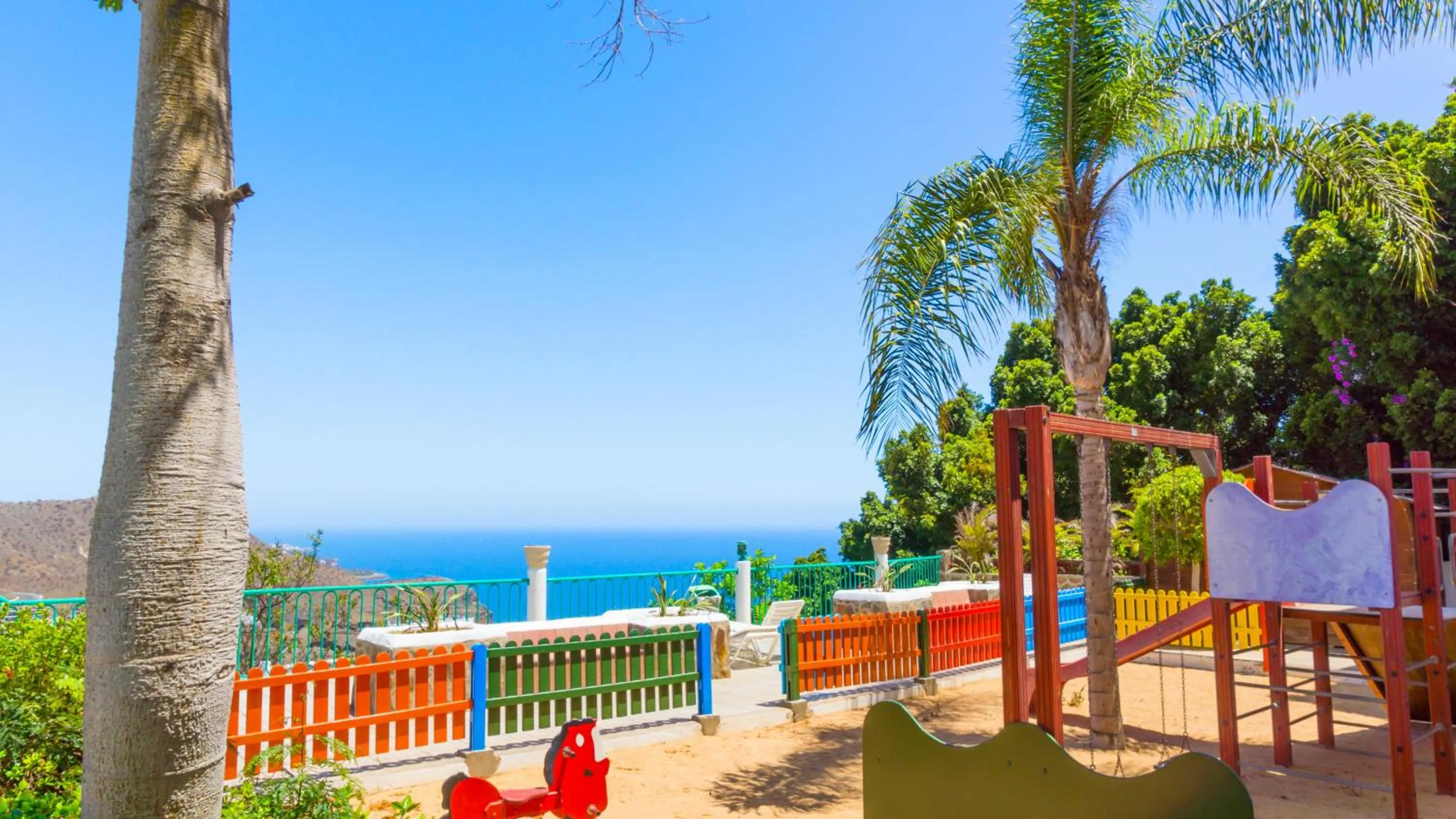 Day in Apartamentos Monteparaiso