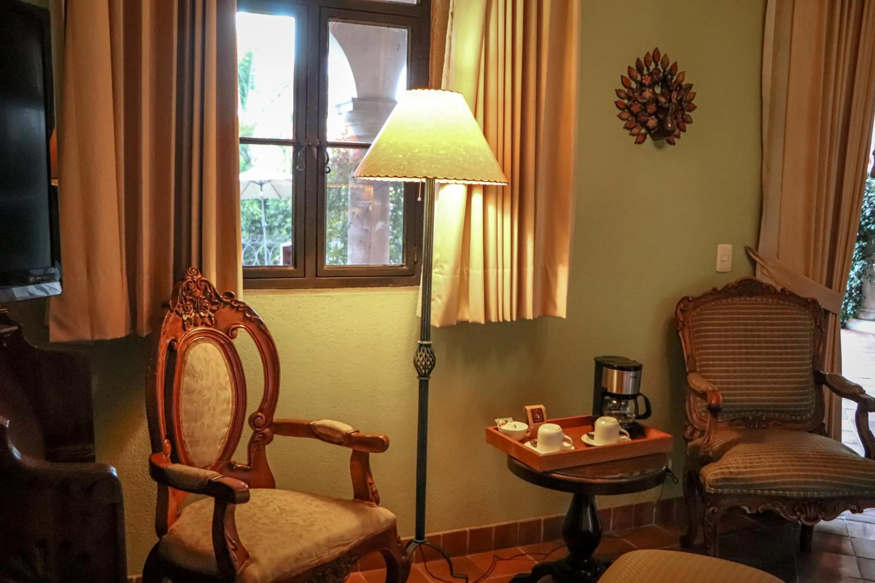 Seating area in Casa Don Pascual Hotel Boutique Sweet Home