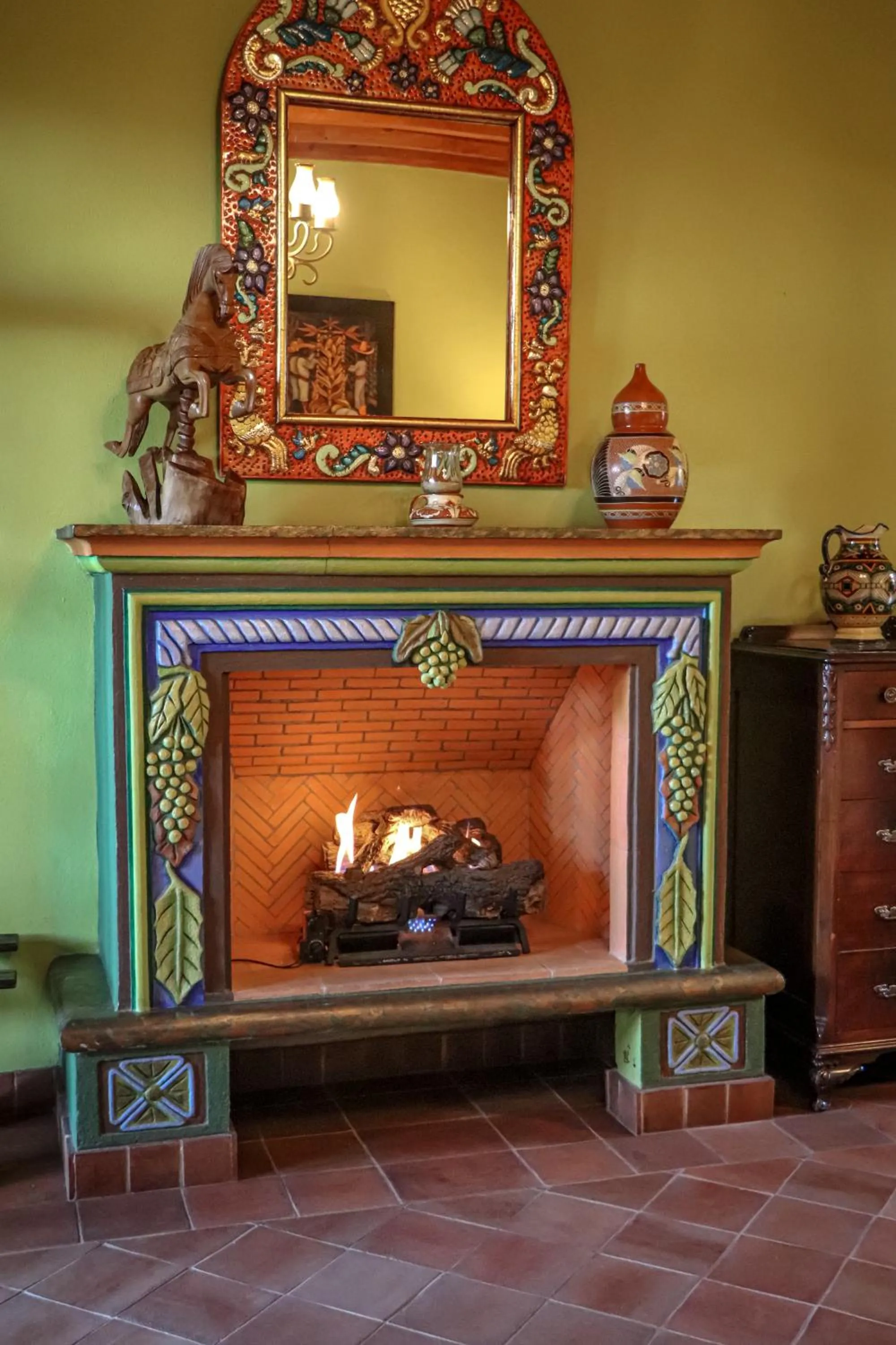 flat iron in Casa Don Pascual Hotel Boutique Sweet Home