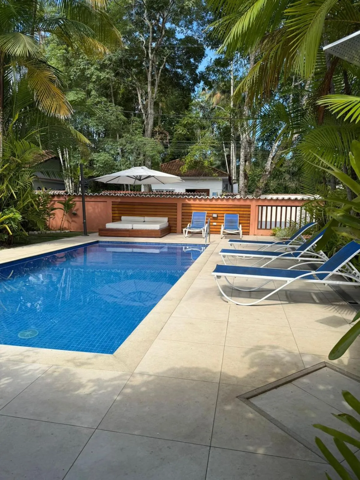 Swimming pool in Pousada Paisagem