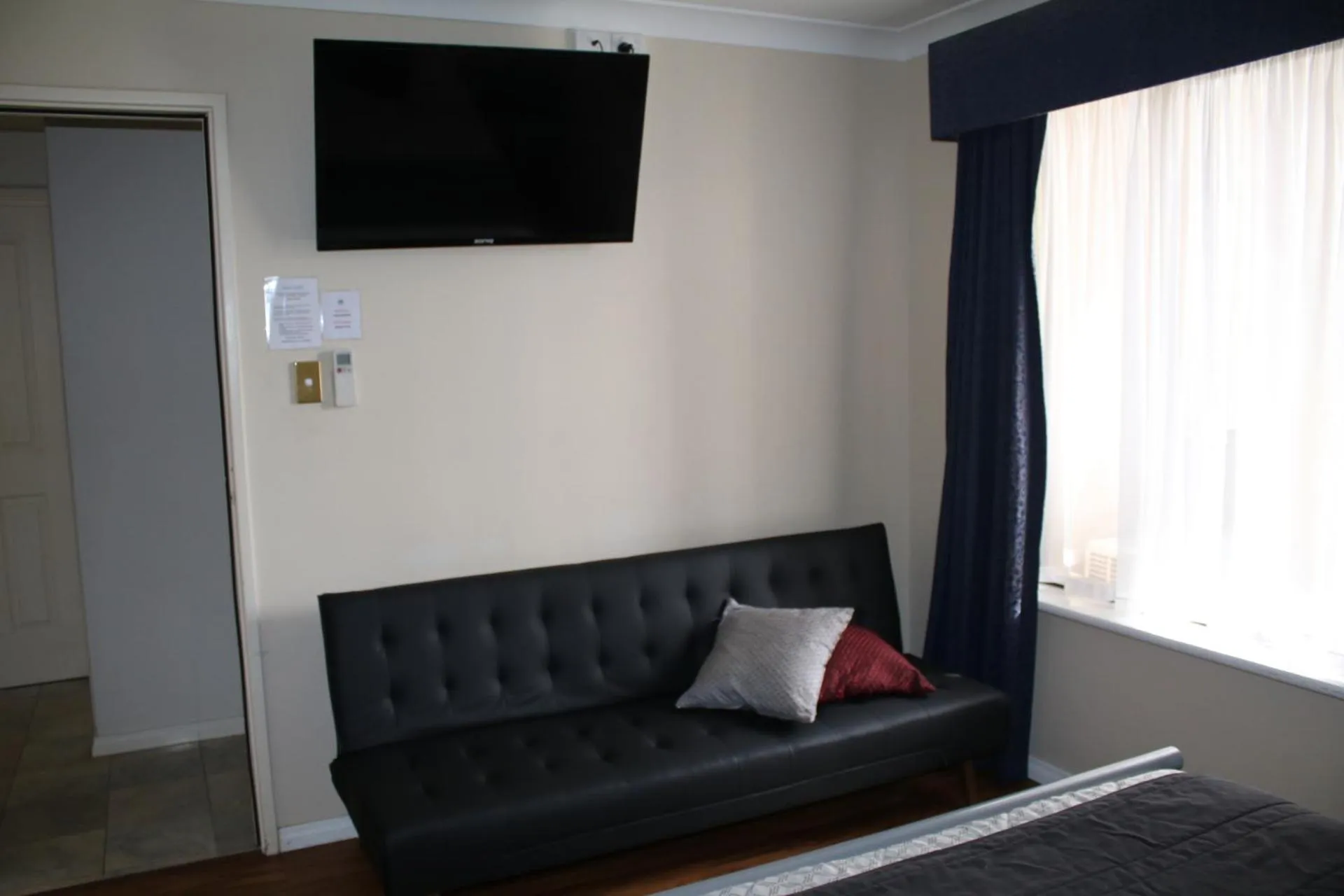 Bed in Ocean Reef Homestay