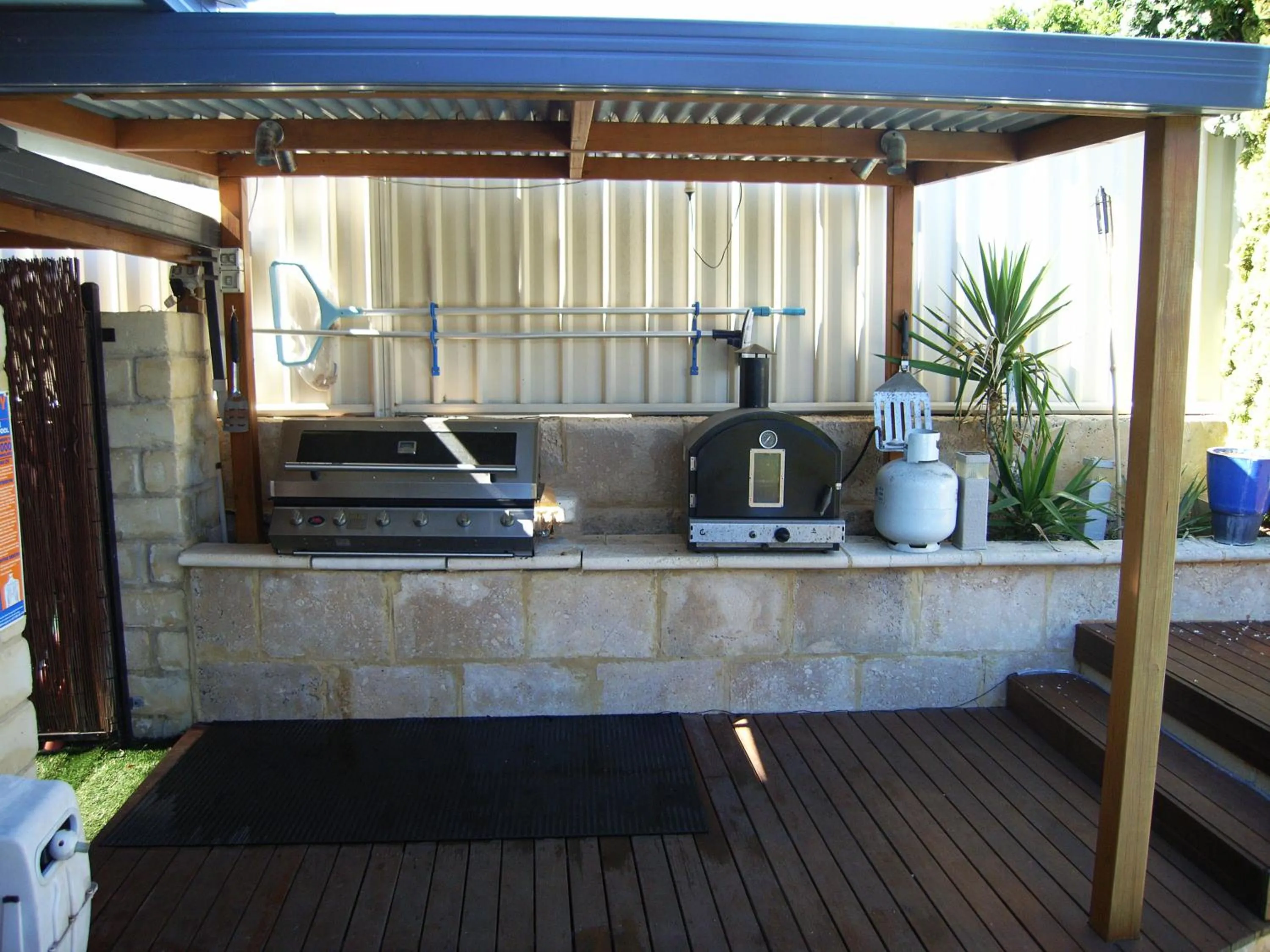 BBQ facilities in Ocean Reef Homestay