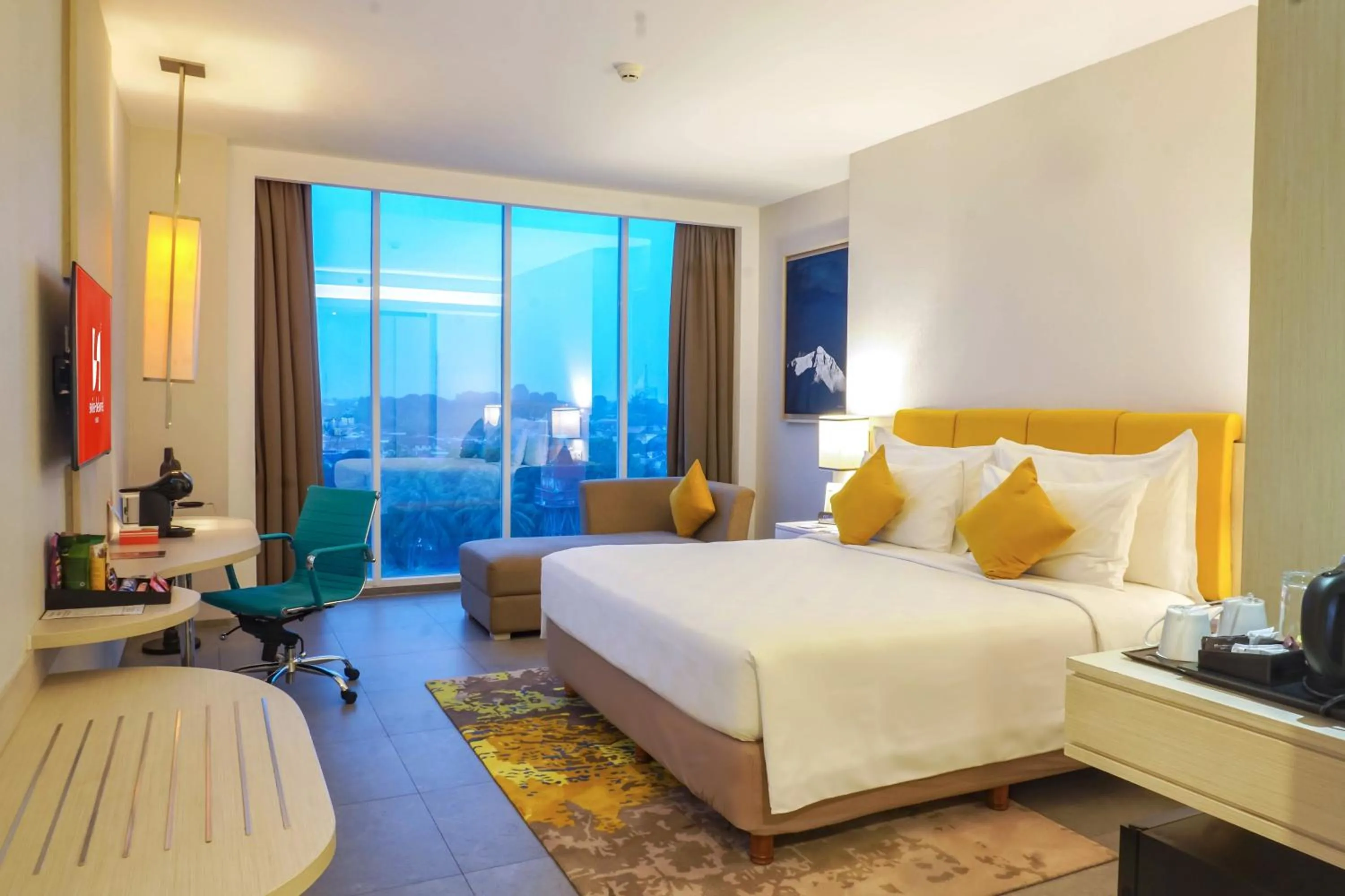 Bedroom, Bed in Swiss-Belhotel Jambi