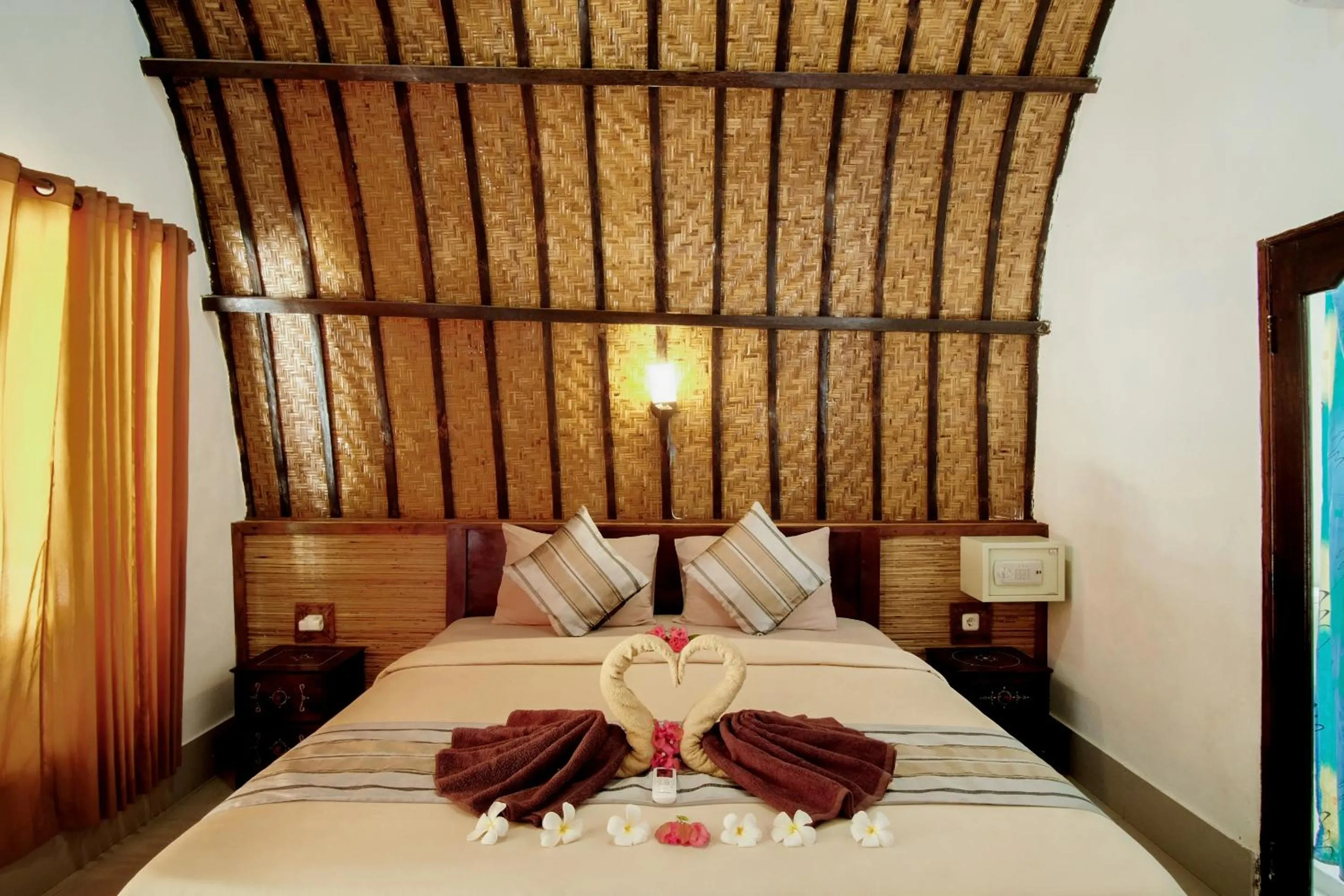 Bed in Warna Beach Hotel