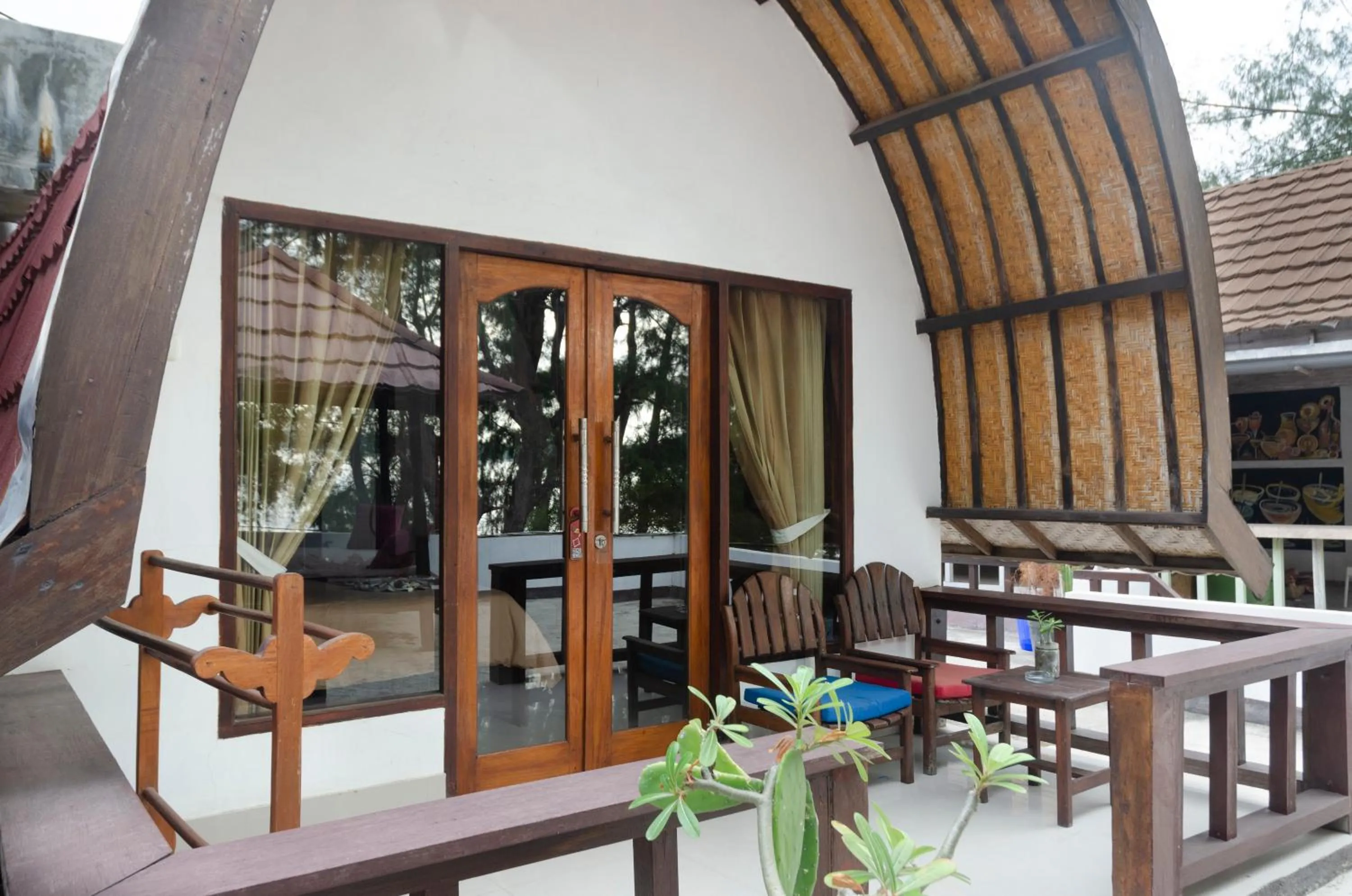 Facade/entrance in Warna Beach Hotel