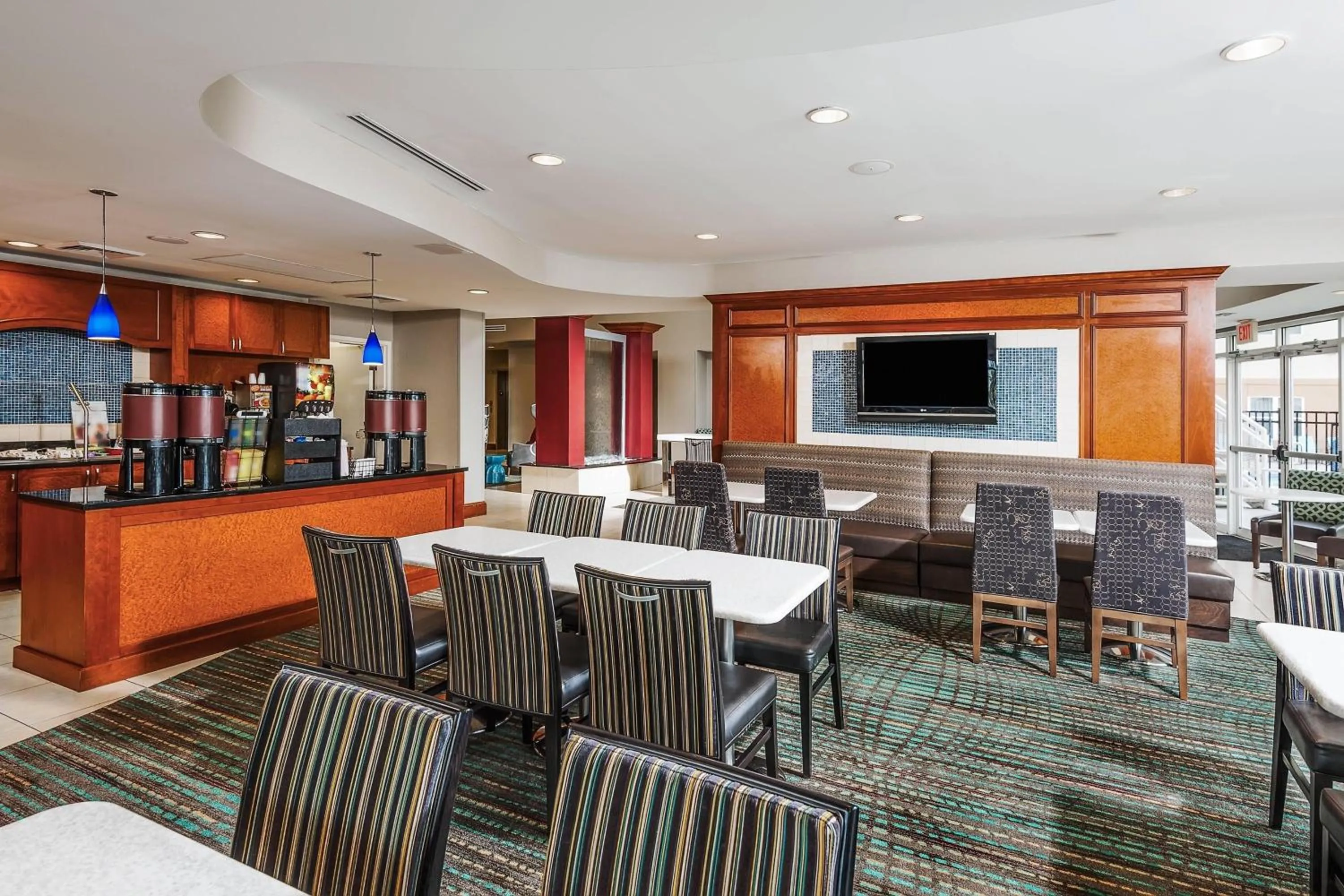 Breakfast in Residence Inn Orlando Airport