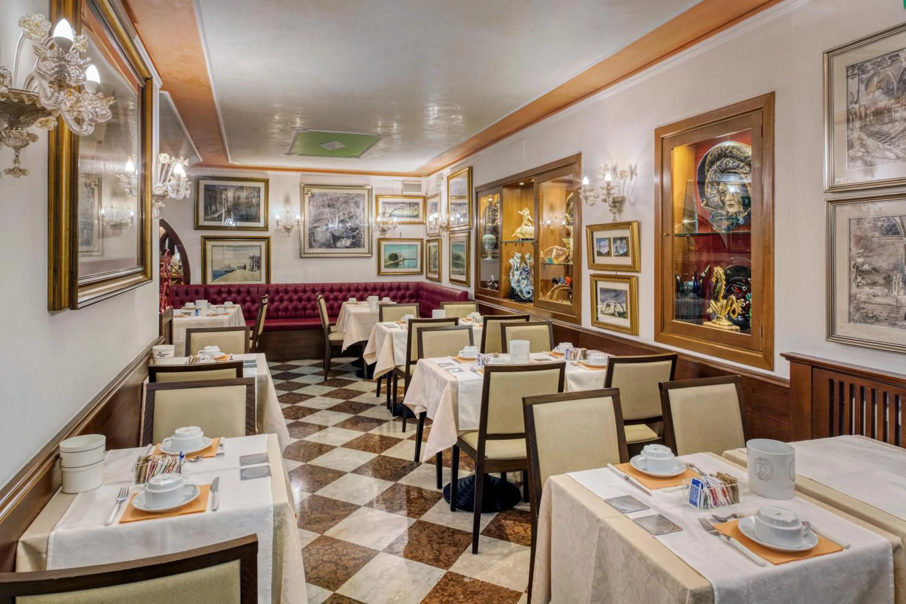 Restaurant/places to eat in Hotel Al Piave