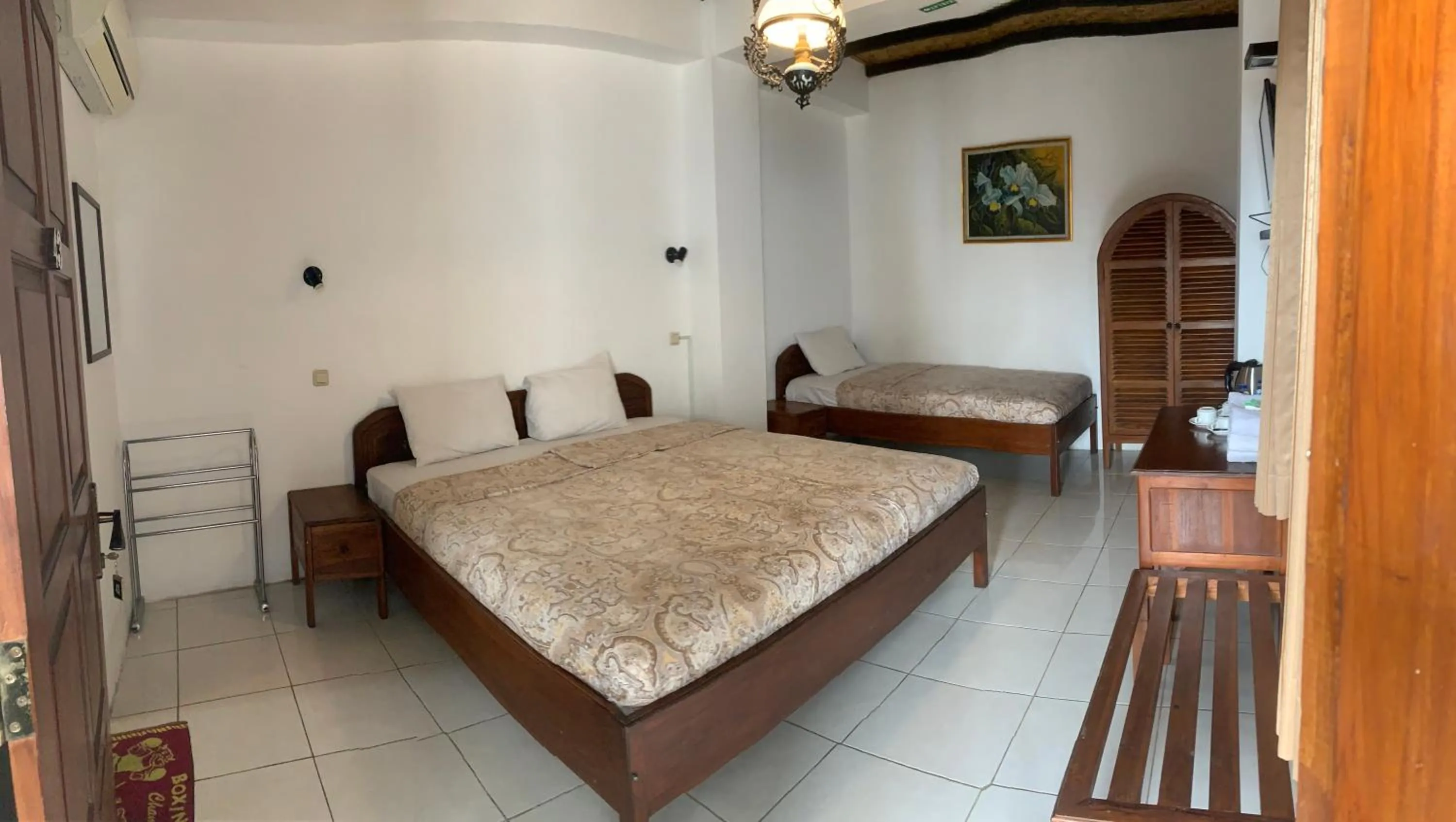 Property building, Bed in Bladok Hotel & Restaurant