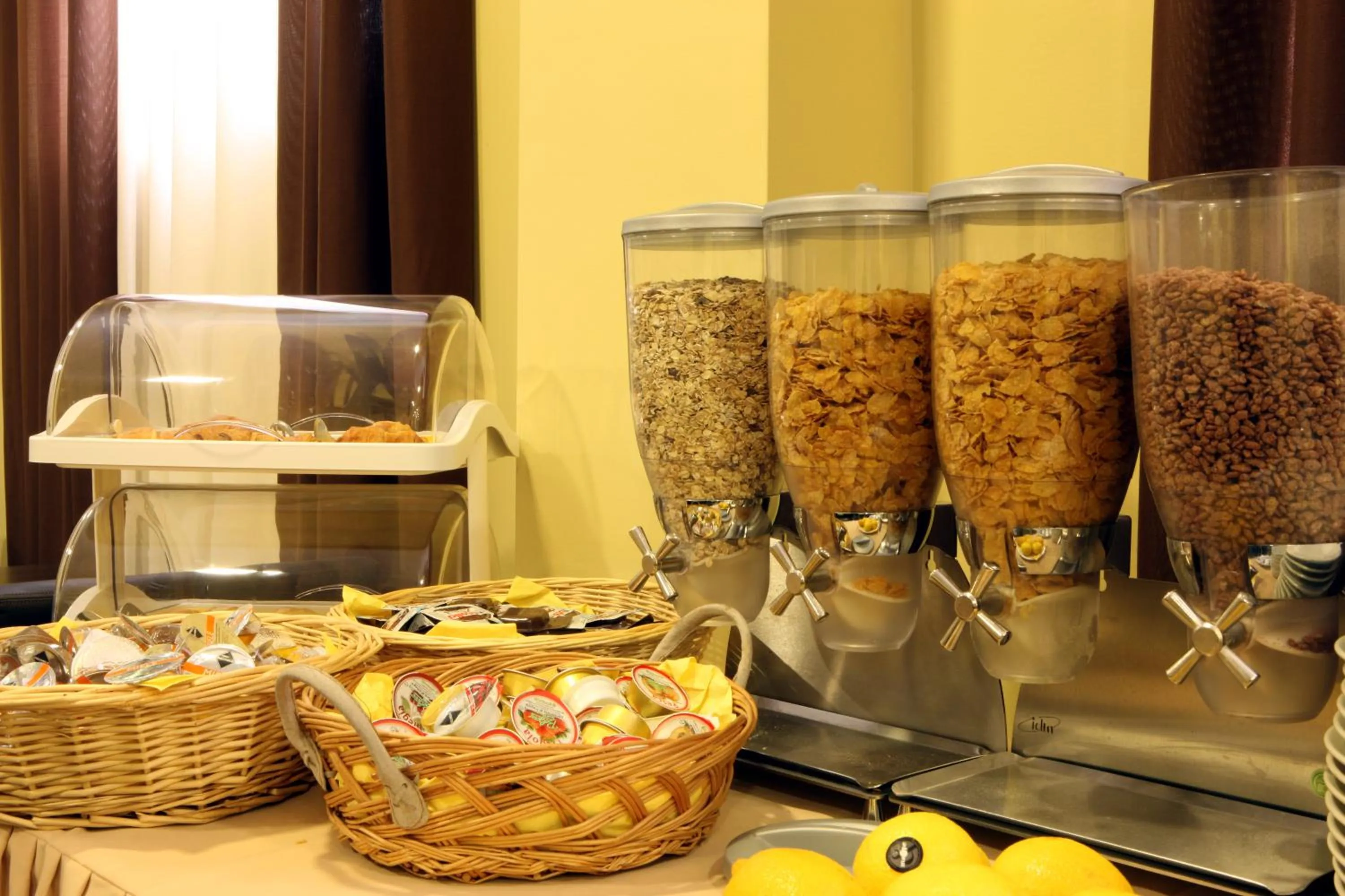 Restaurant/places to eat in Hotel Ferton