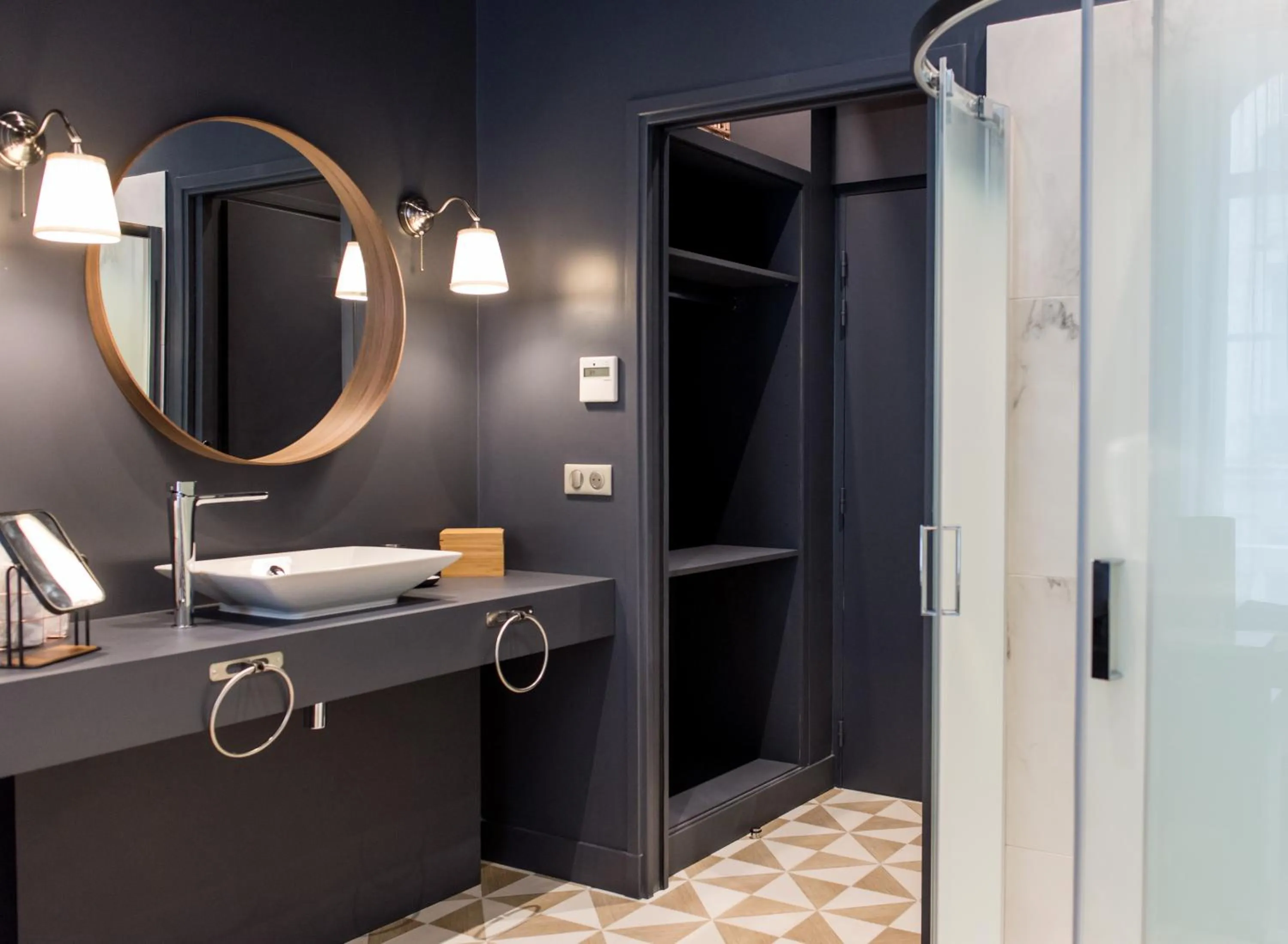 Bathroom in 1er Etage Opéra