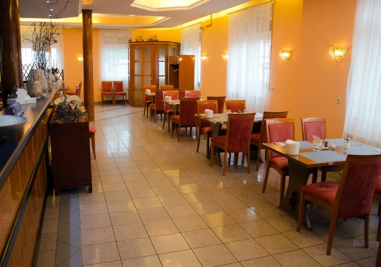 Buffet breakfast in Kraichgauhotel