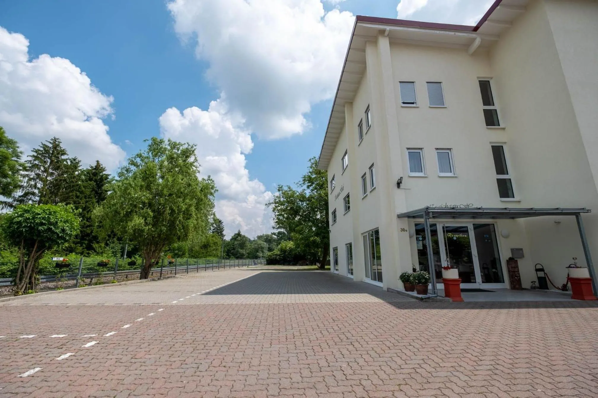 Facade/entrance in Kraichgauhotel