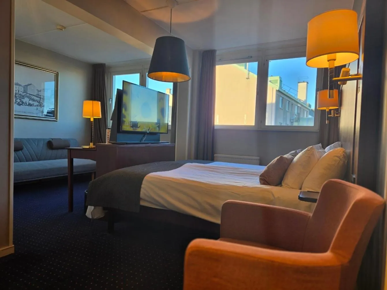 Bed in Vänerport Stadshotell i Mariestad