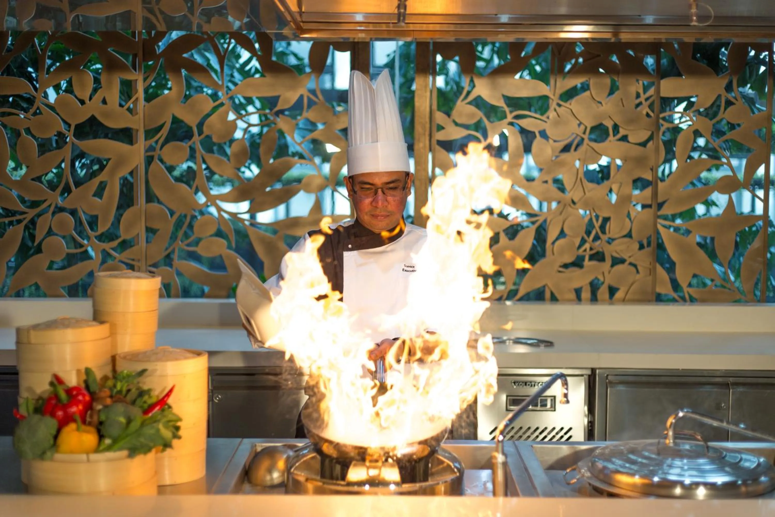 Restaurant/places to eat in Lancaster Bangkok