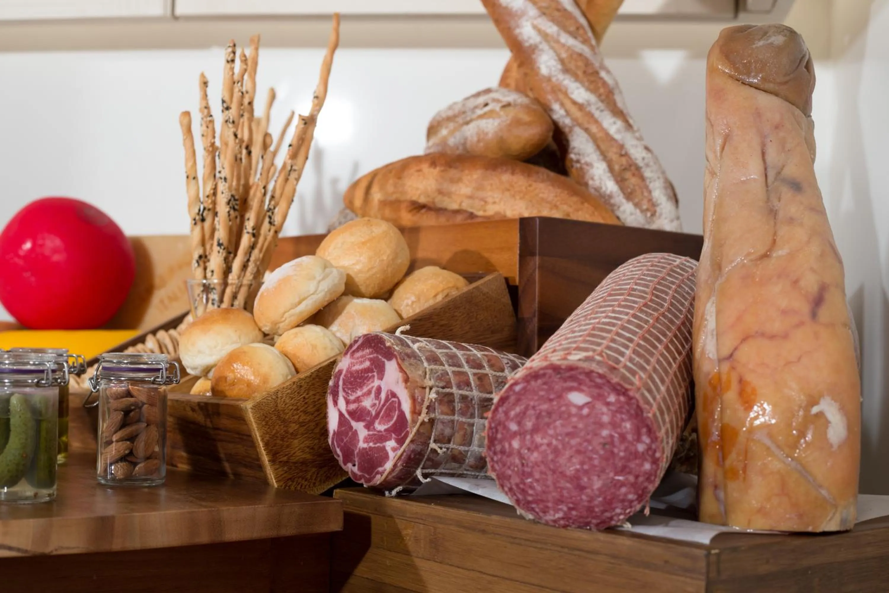 Restaurant/places to eat in Lancaster Bangkok