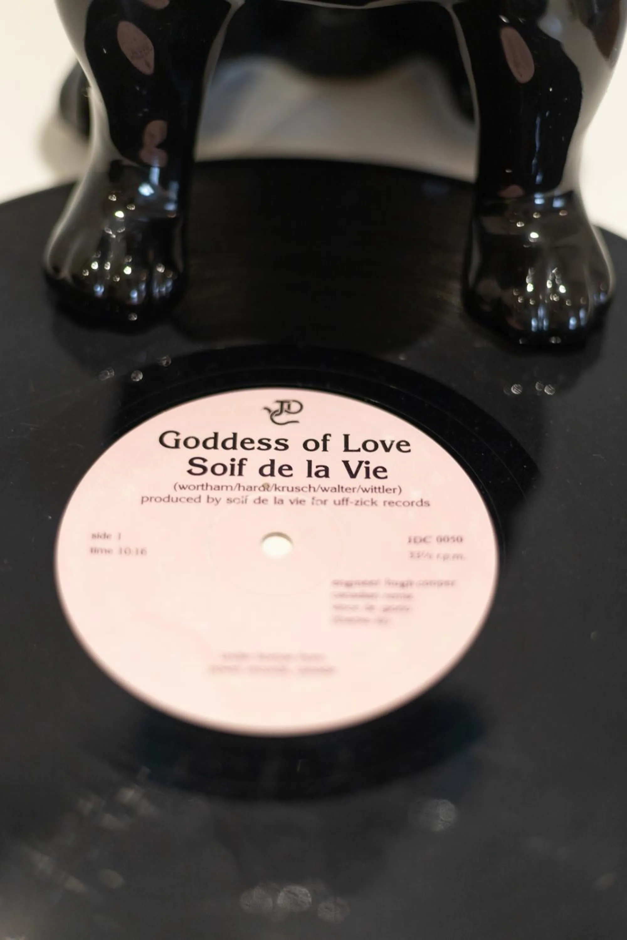 Decorative detail in Vinyl Flat Bed & Breakfast - Rooms