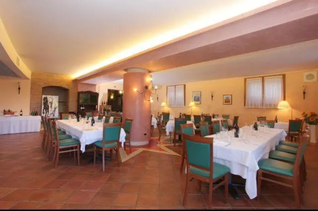 Restaurant/places to eat in Hotel La Spia D'Italia