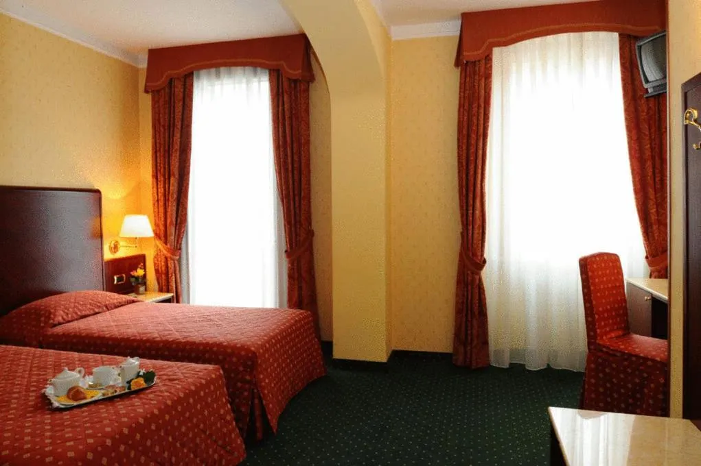 Photo of the whole room, Bed in Hotel La Spia D'Italia