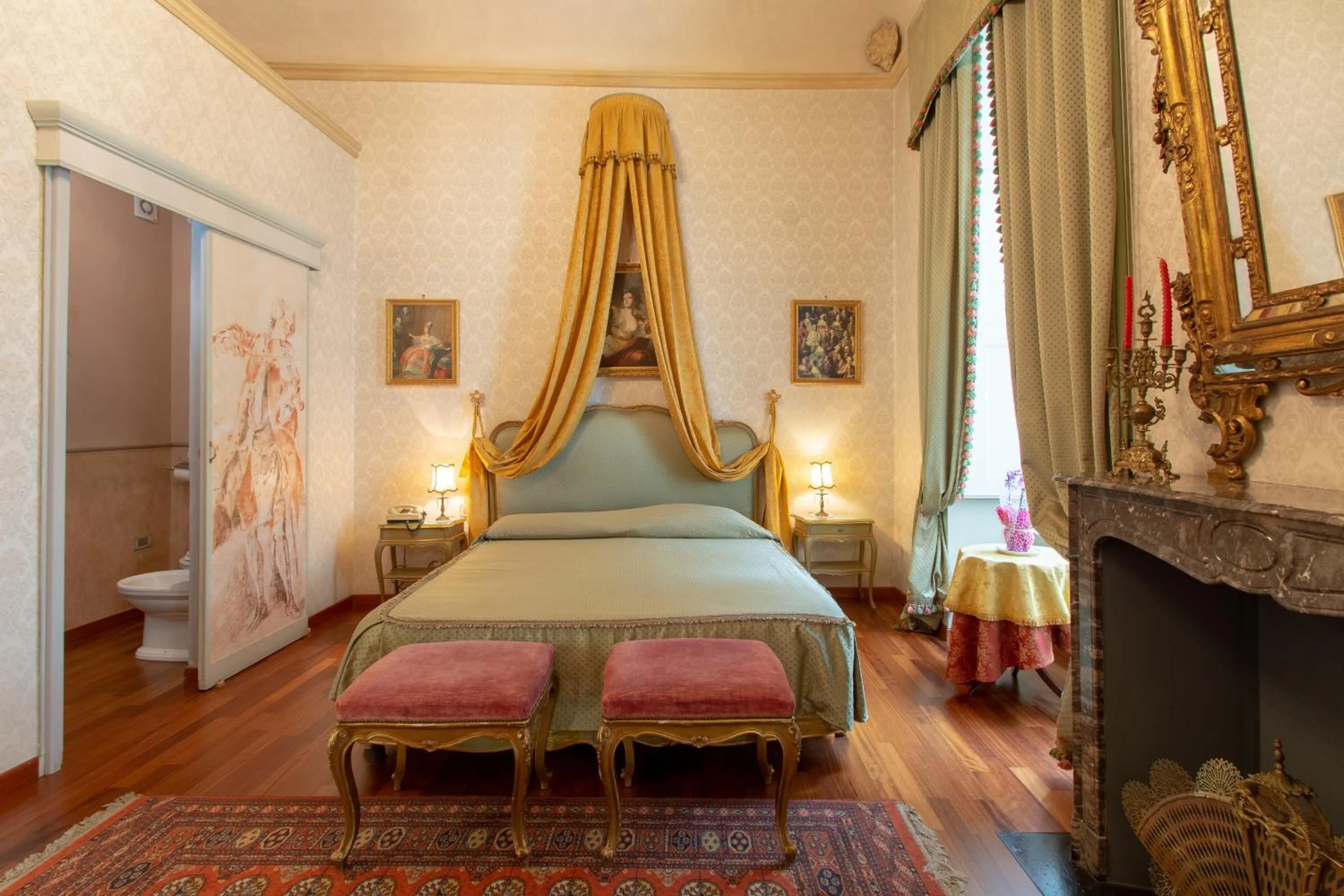 Photo of the whole room, Bed in Hotel Antica Dogana