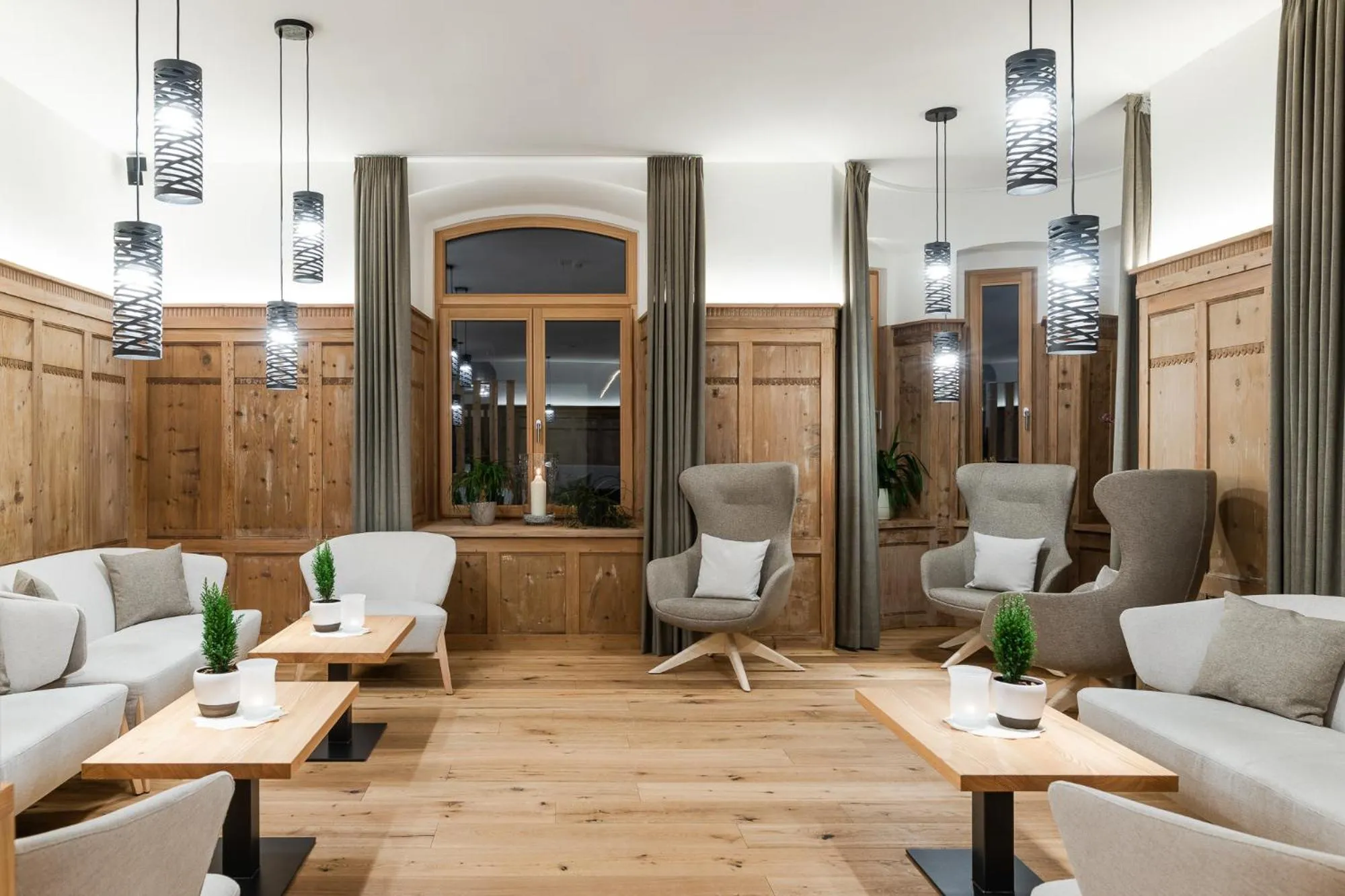 Seating area in Hotel Madatsch