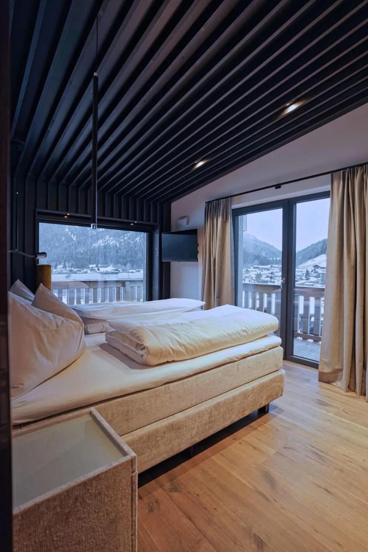 Bed in Hotel & Appartements Heigenhauser