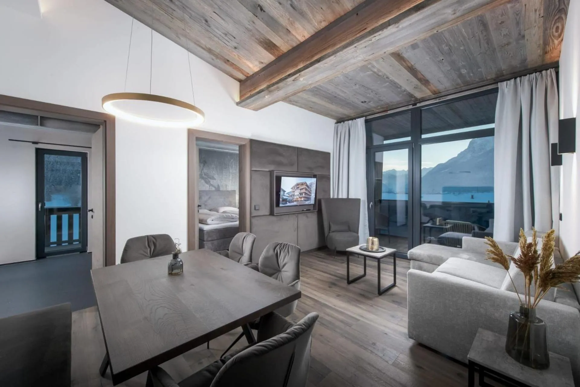 Hotel & Appartements Heigenhauser