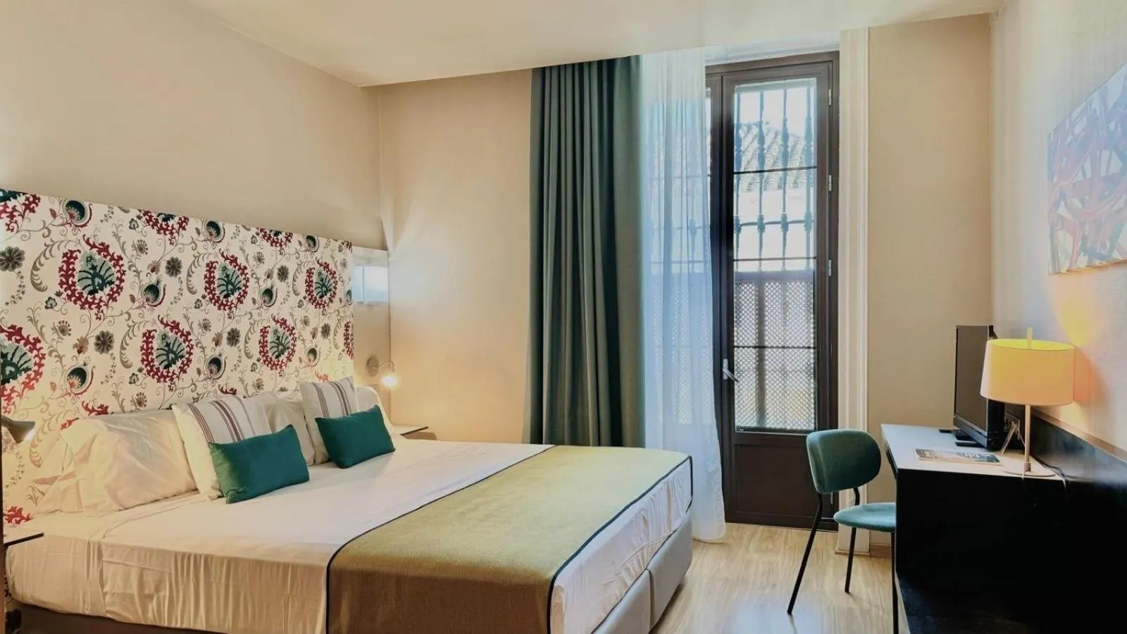 Double Room with Balcony in Itaca Jerez by Soho Boutique