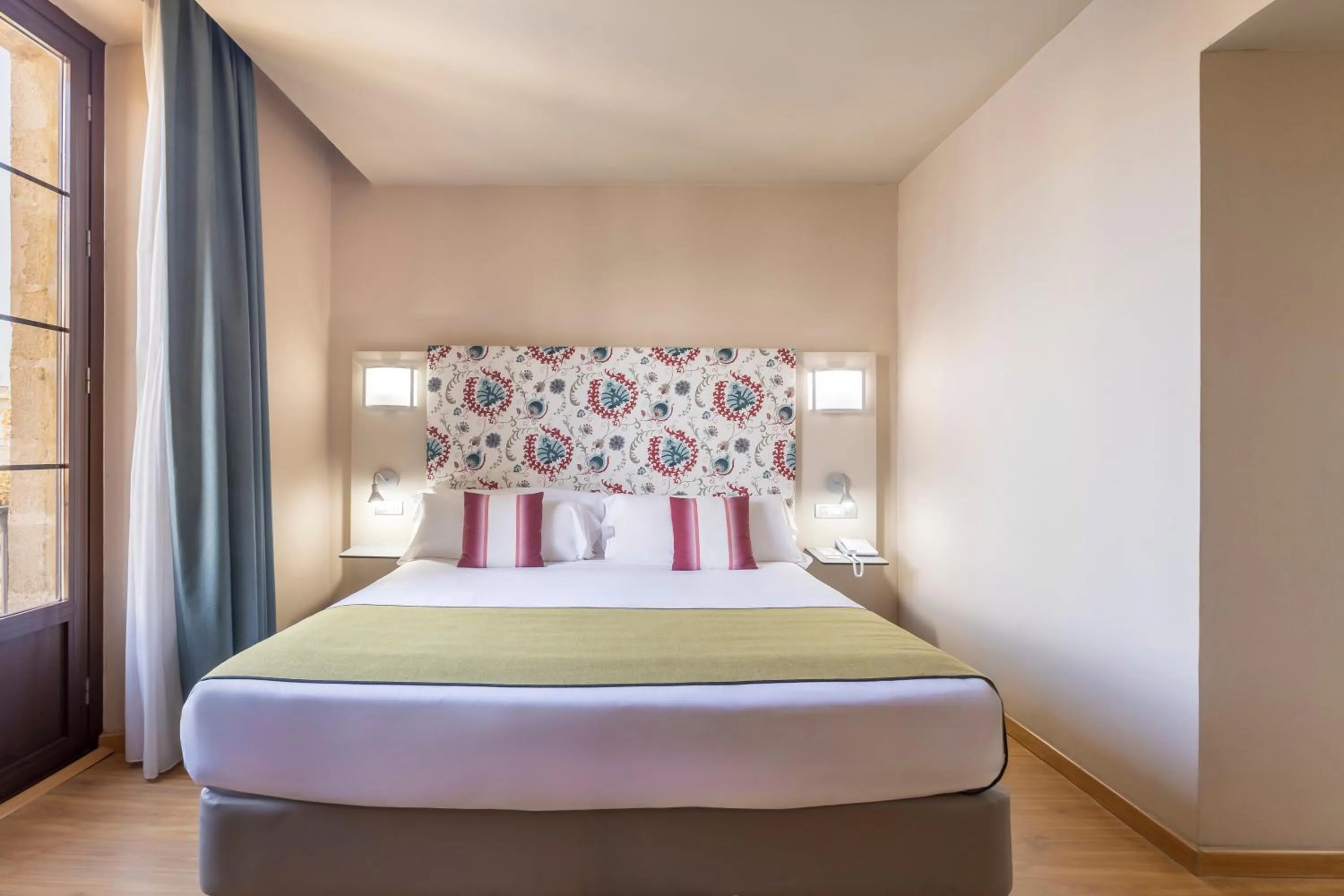 Bed in Itaca Jerez by Soho Boutique