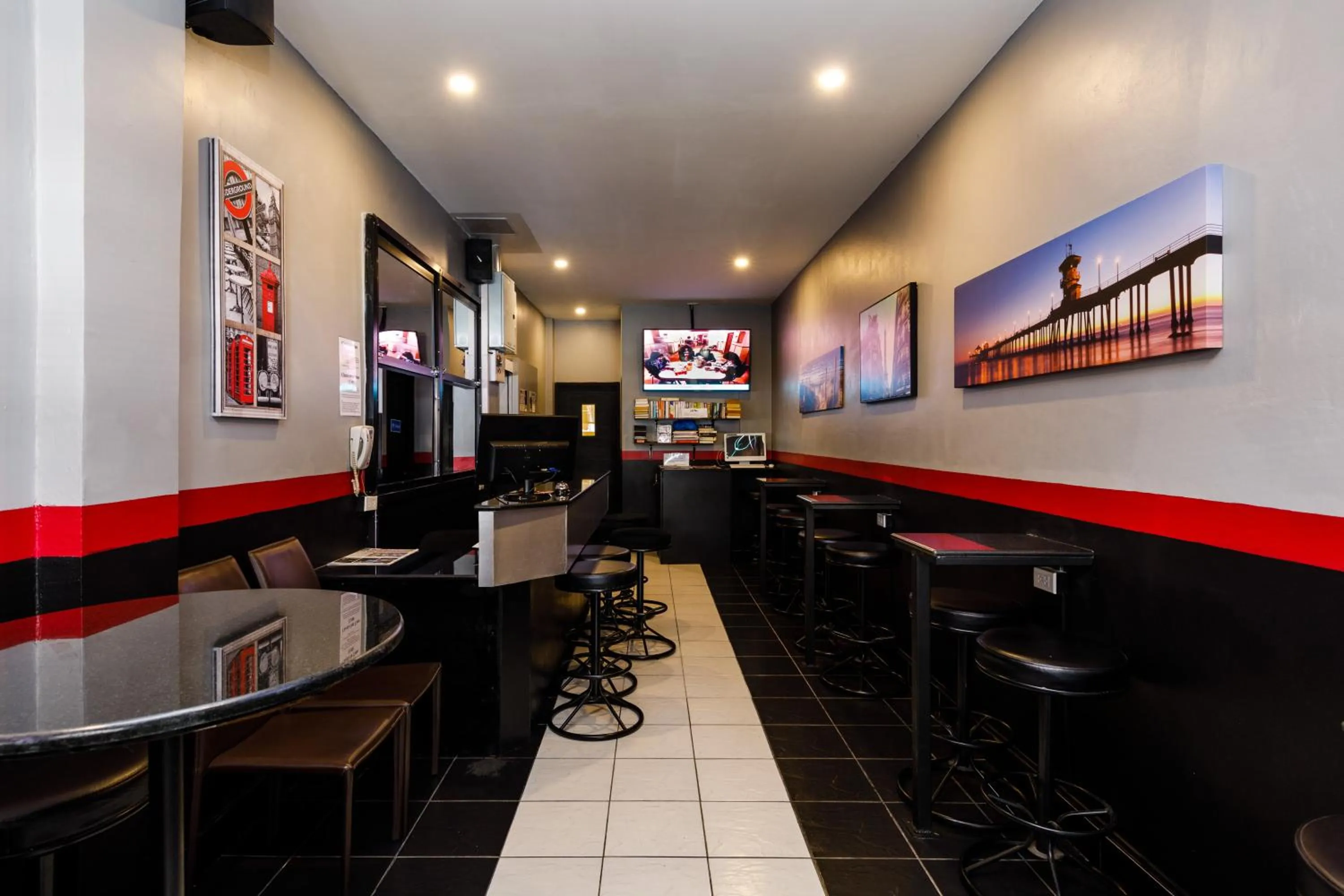 Lobby or reception in The Classroom Hotel