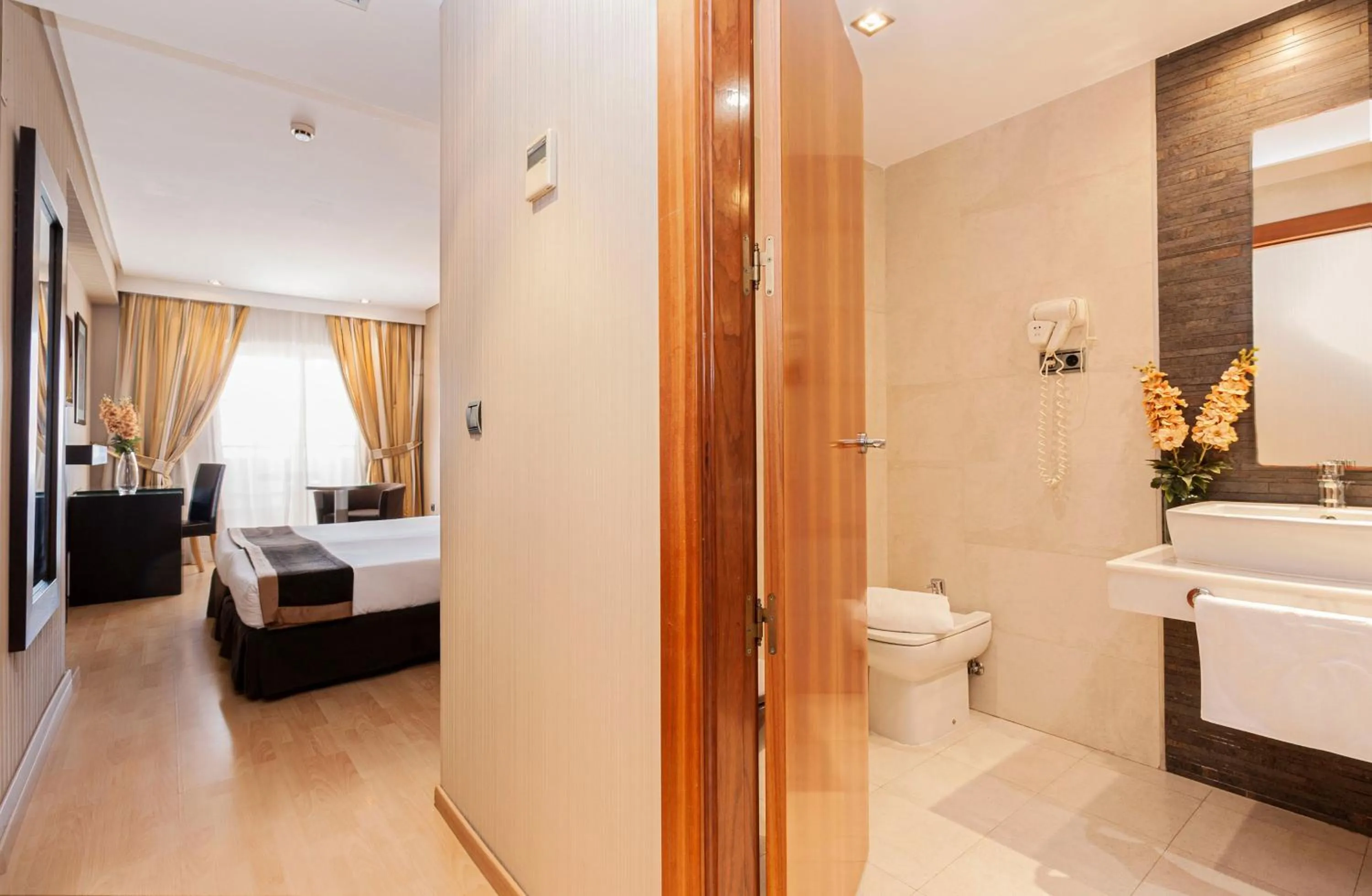 Bed in Oh Nice Ulises Ceuta