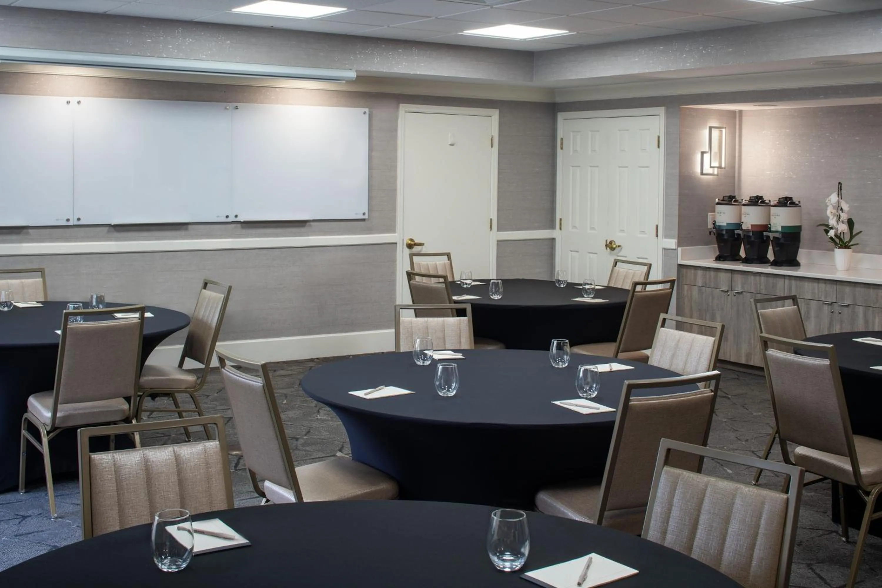 Meeting/conference room in Residence Inn Orlando Convention Center
