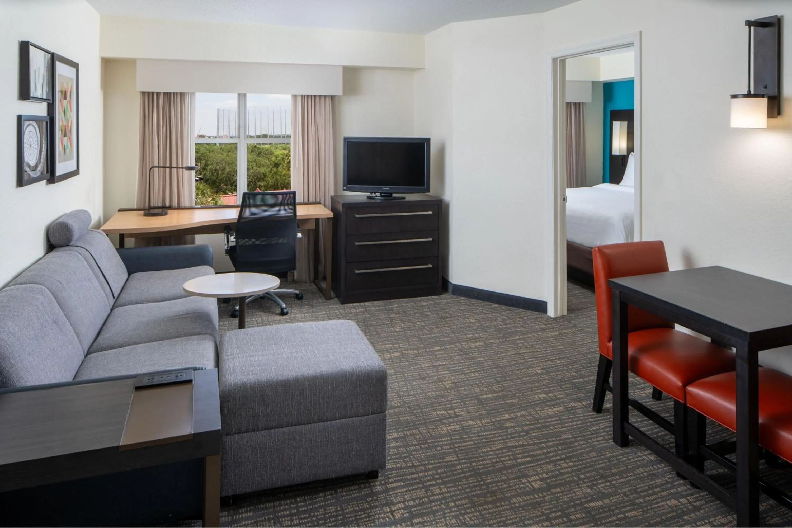 Living room in Residence Inn Orlando Convention Center