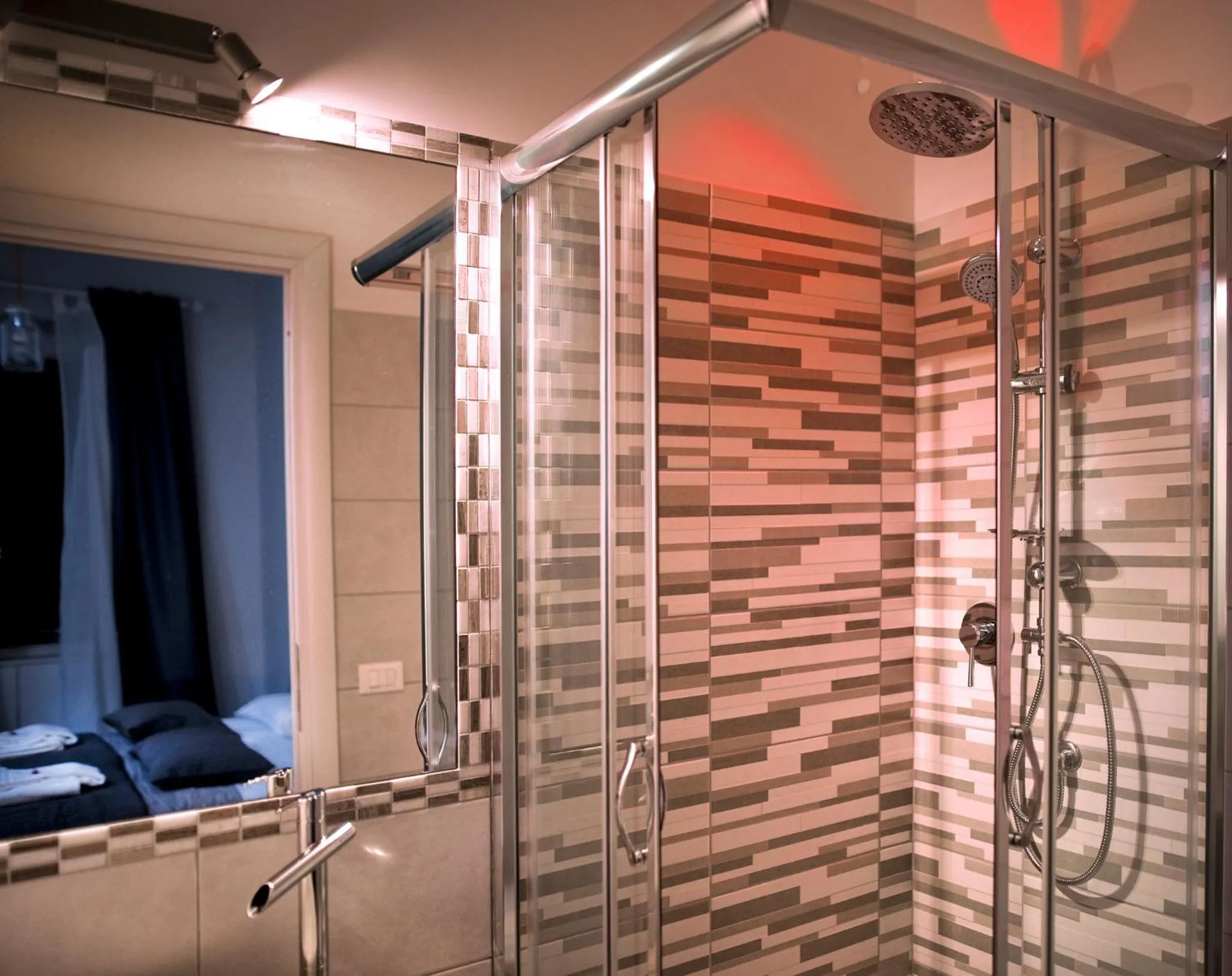 Shower in TinkerBell GuestHouse