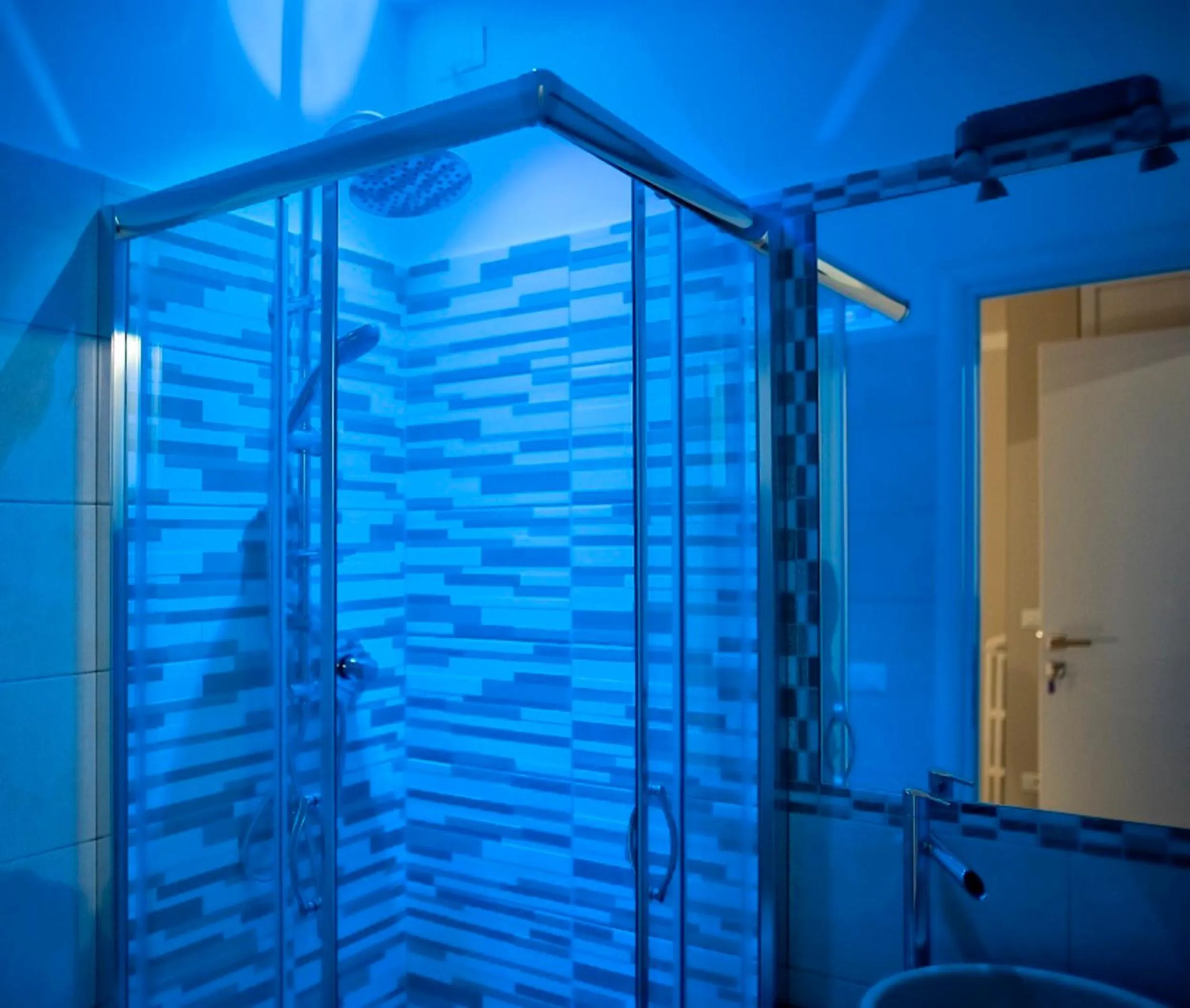 Bathroom in TinkerBell GuestHouse