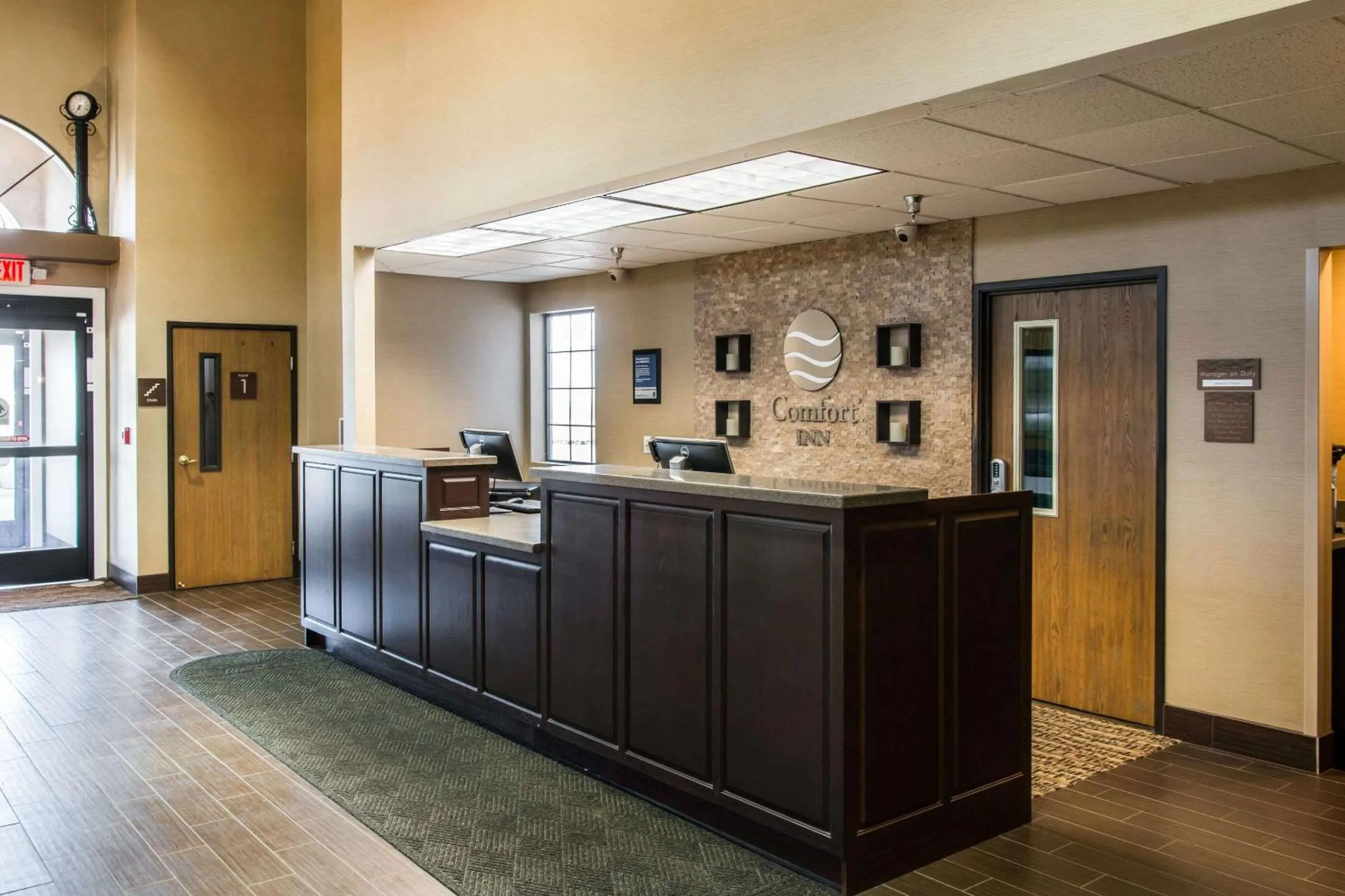 Lobby or reception in Comfort Inn & Suites Ludington near US-10