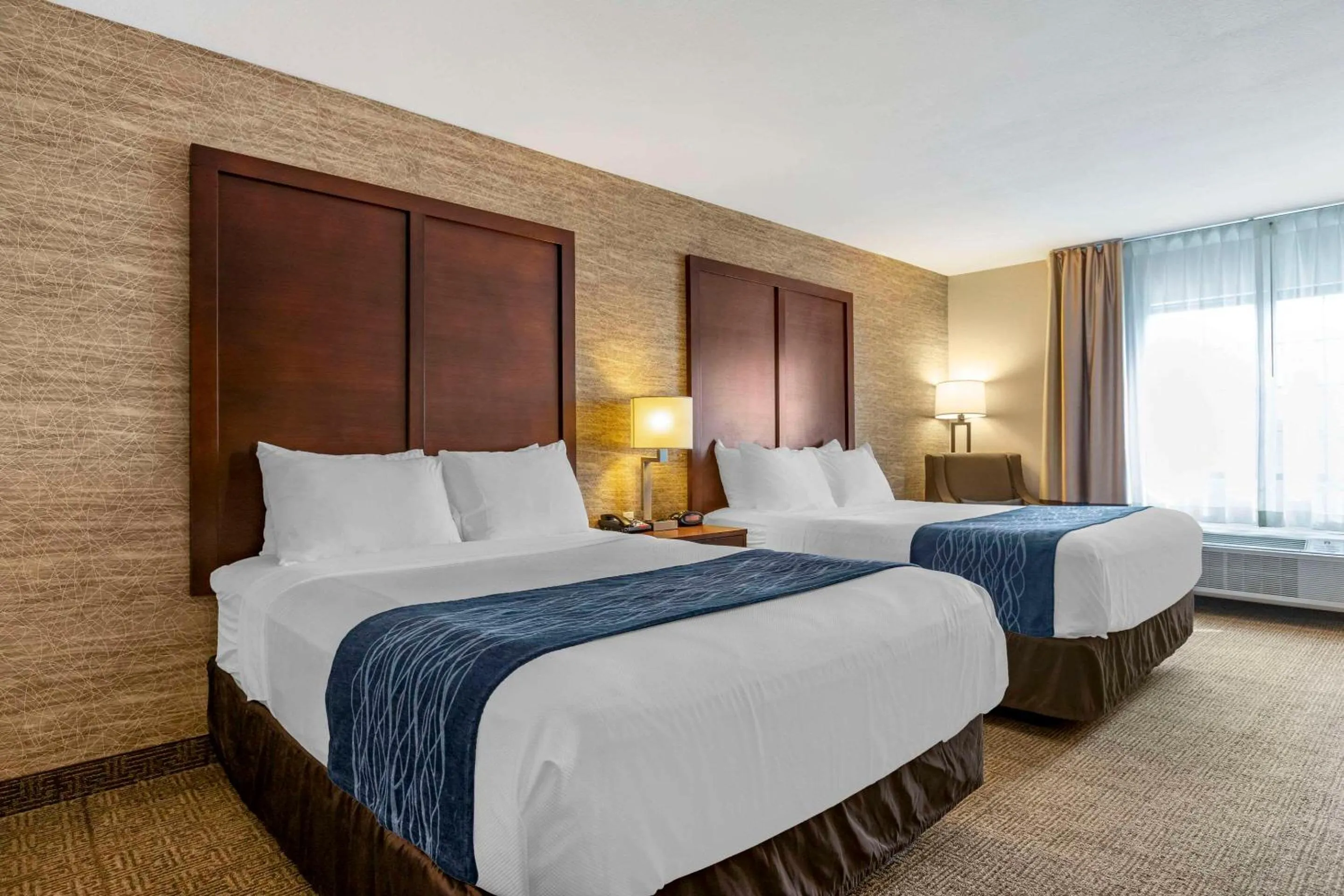 Bedroom, Bed in Comfort Inn & Suites Ludington near US-10