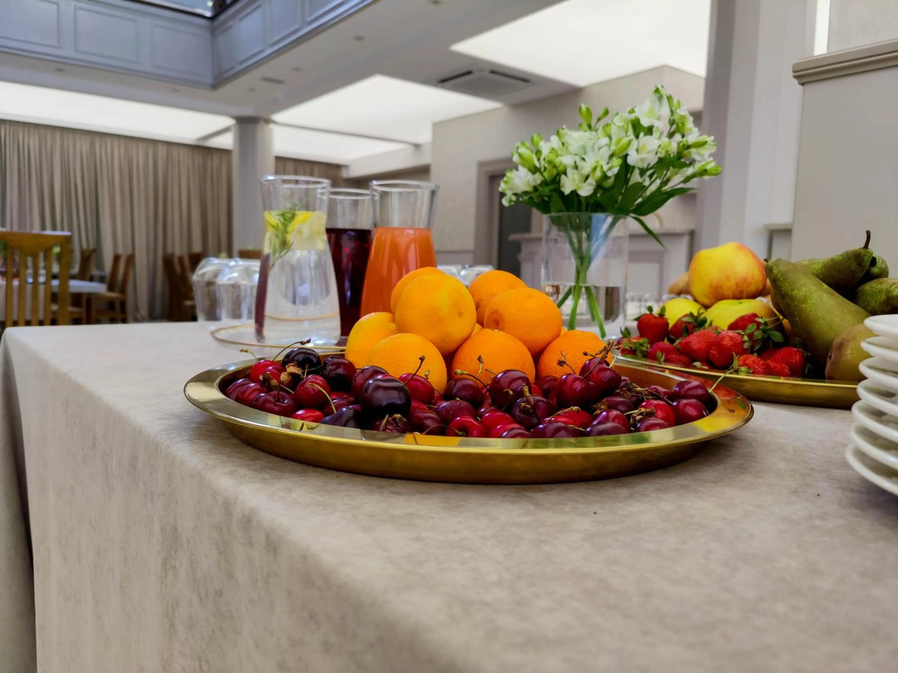 Food close-up in 70s Guest room