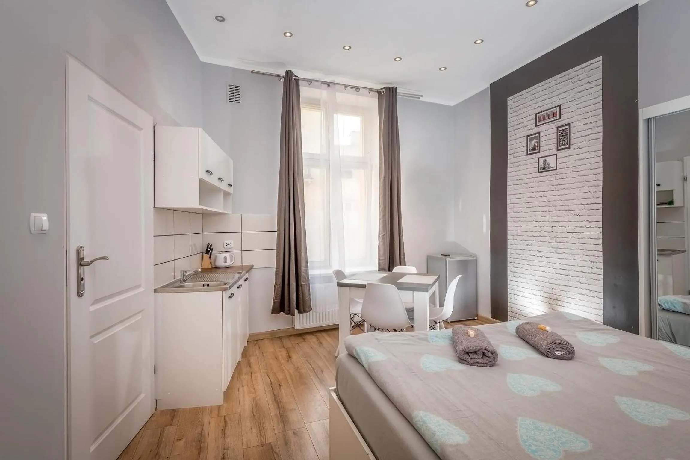 Bed in 70s Guest room