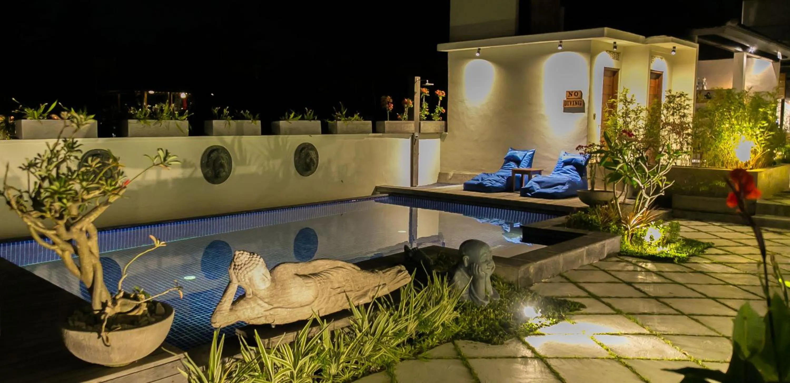 Property building in Solo Villas & Retreat